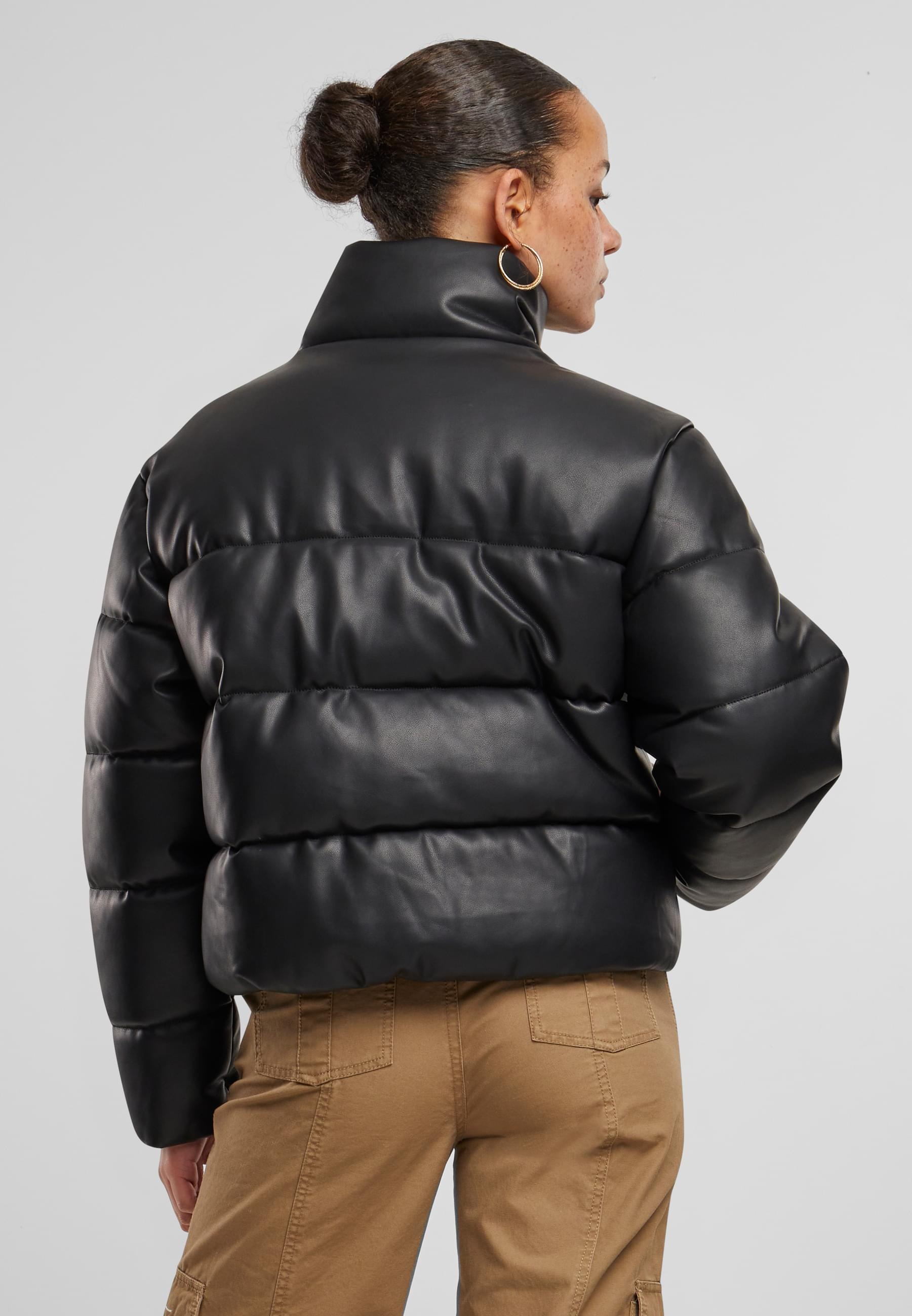 Karl Kani Winterjacke »Karl Kani Karl Kani Serif Crop PU Puffer Jacket«, (1 St.), ohne Kapuze