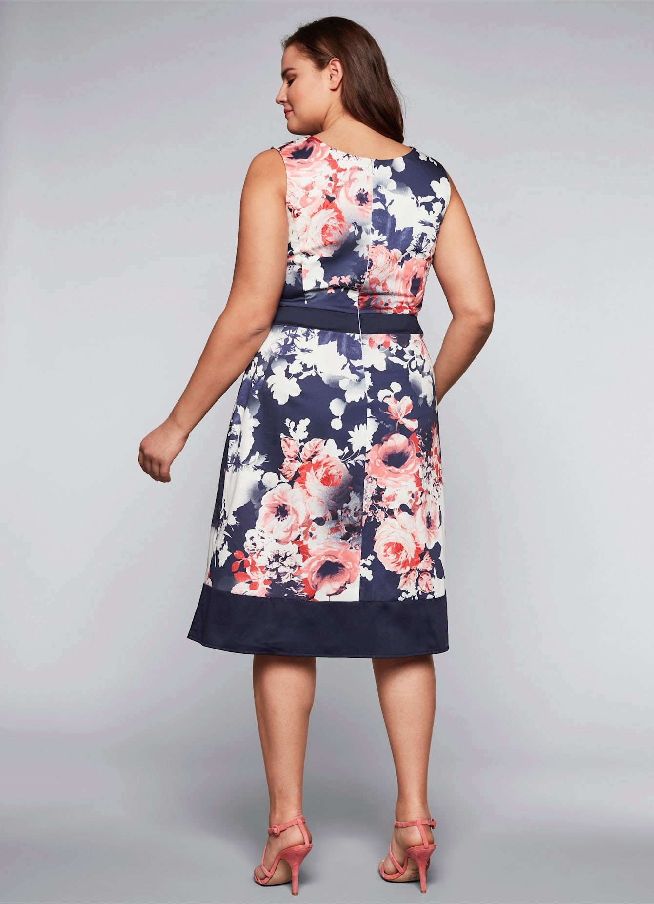 Sheego Cocktailkleid Blau Gr. 56 3