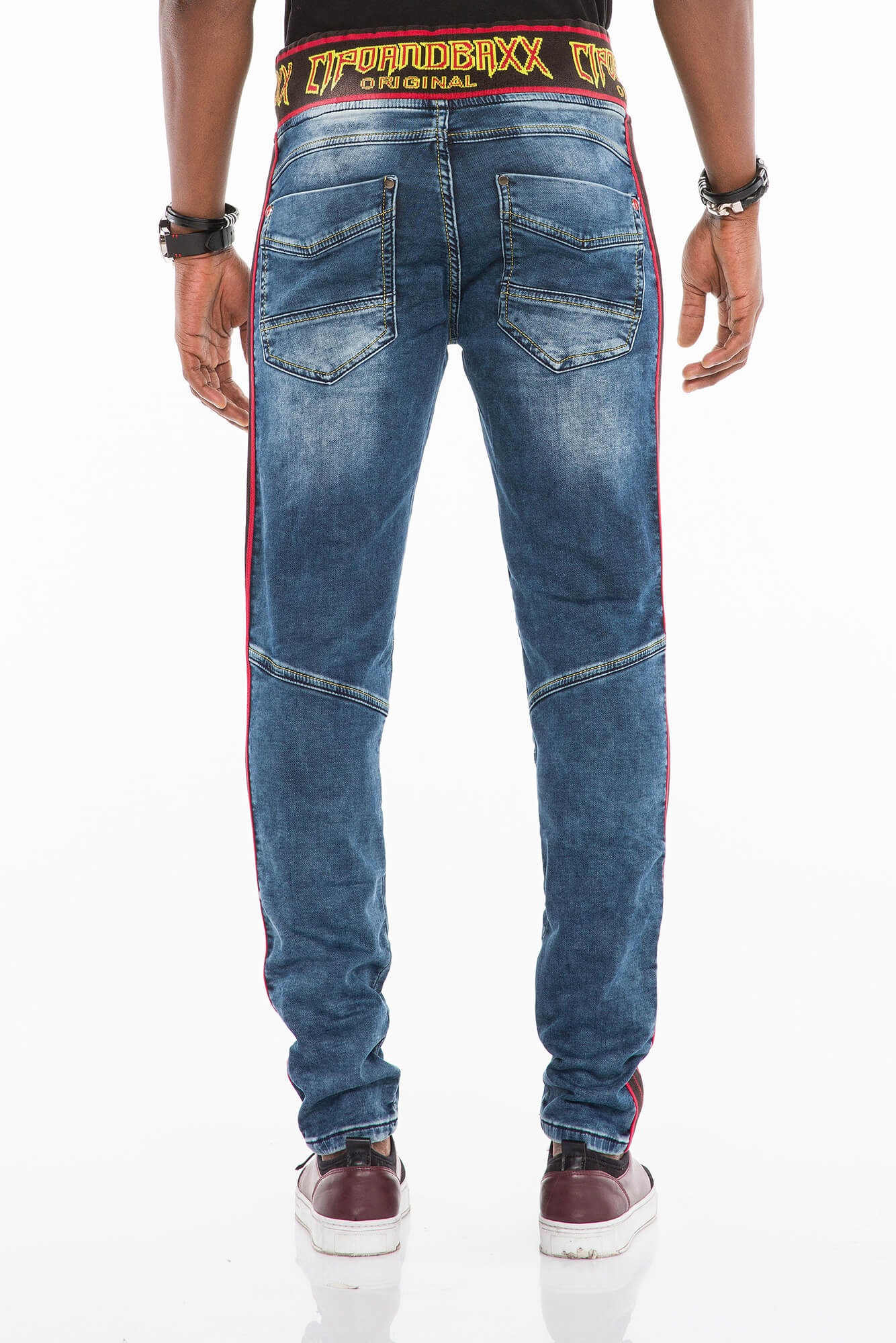 Cipo & Baxx Bequeme Jeans, mit Kordelbund in Slim Fit