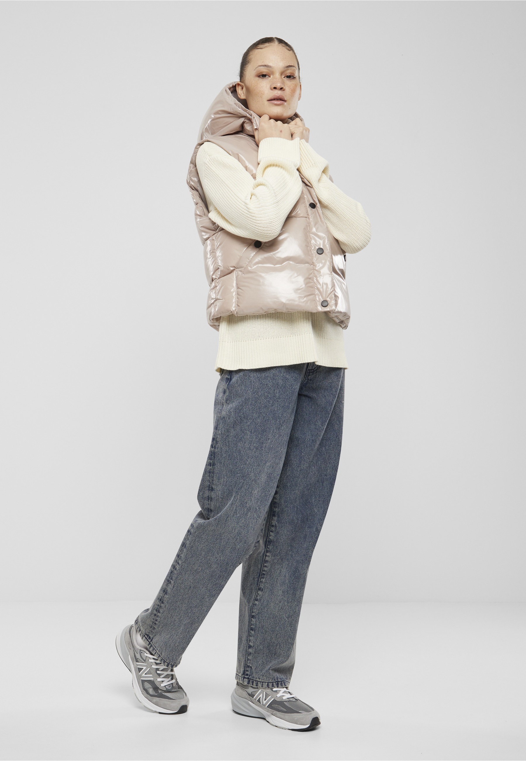 URBAN CLASSICS Steppweste »Urban Classics Ladies Recycled Shiny Puffer Vest with Hood«