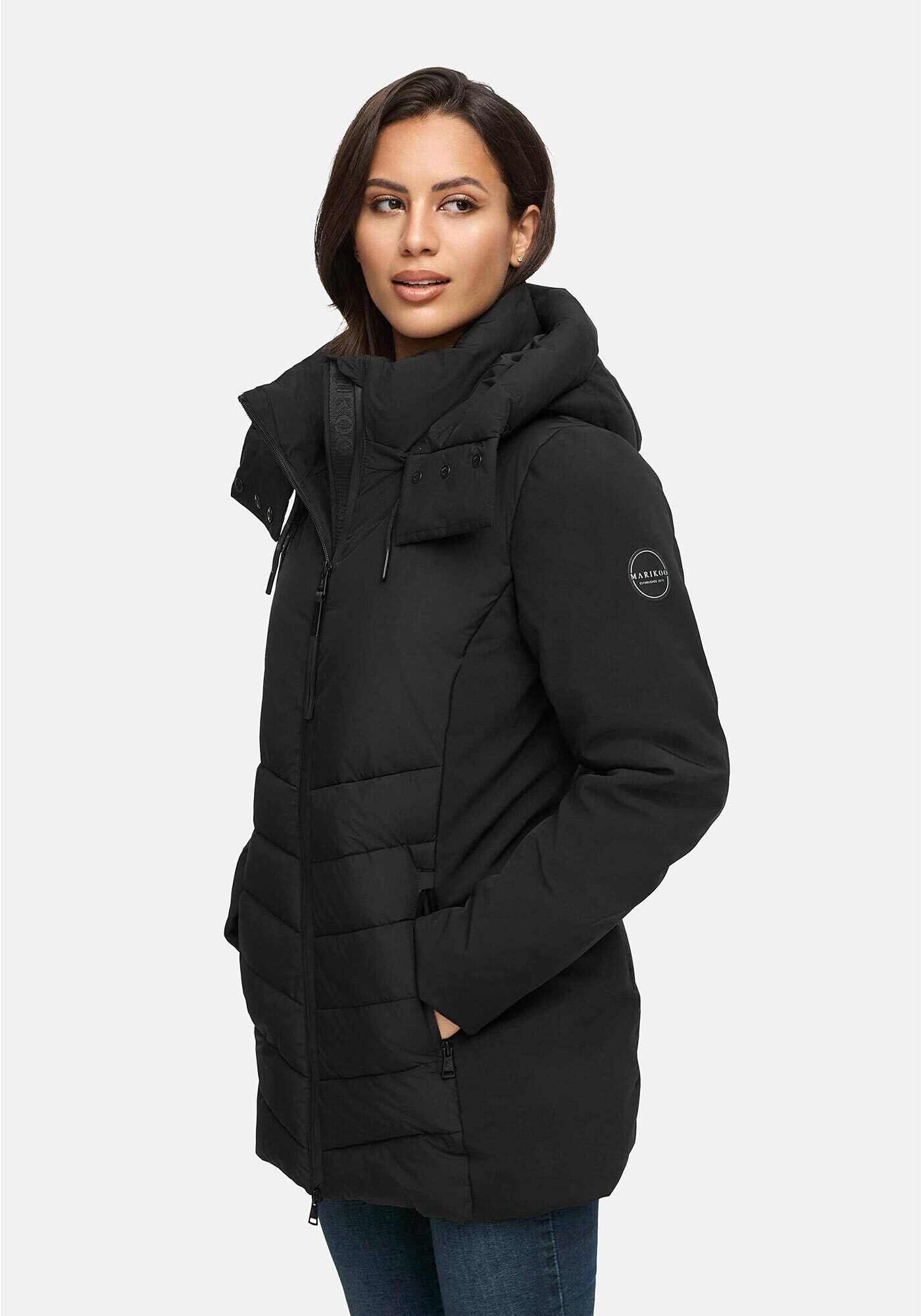Marikoo Winterjacke »Tivaa«, Feminine Silhouette
