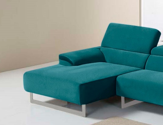 Egoitaliano Ecksofa »Malika, edel und bequem, Designsofa mit hochwertigen Bezügen, L-Form«, mit Recamiere, inkl. Kopfteilverstellung und chromfarbenen Metallfüßen