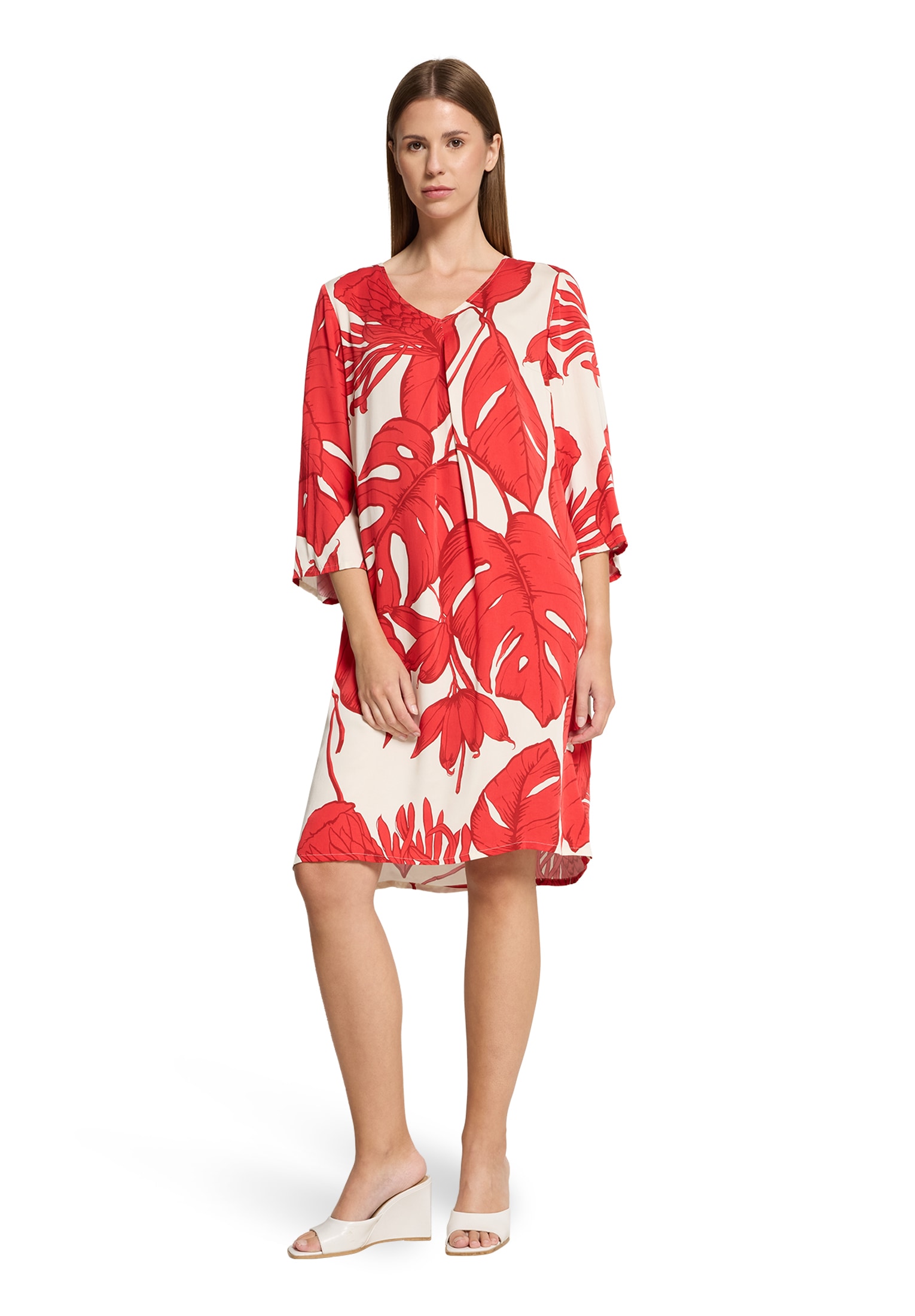 Betty Barclay Sommerkleid »Betty Barclay Damen Sommerkleid mit V-Ausschnitt«, Form