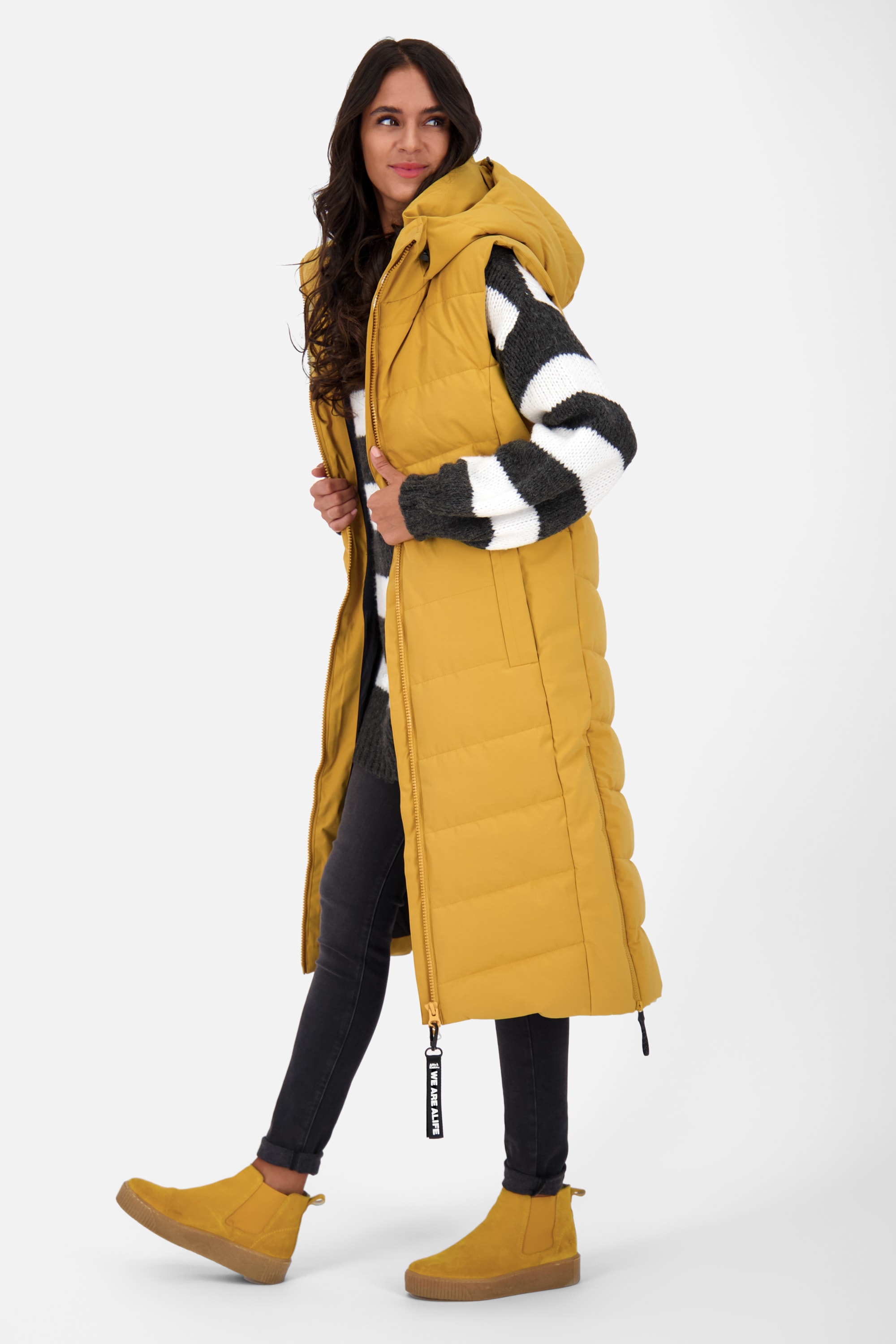 Alife & Kickin Steppjacke »Damen NellyAK A«, mit Kapuze, Mantel & Weste in einem, mit abnehmbaren Ärmeln in schmaler Passform