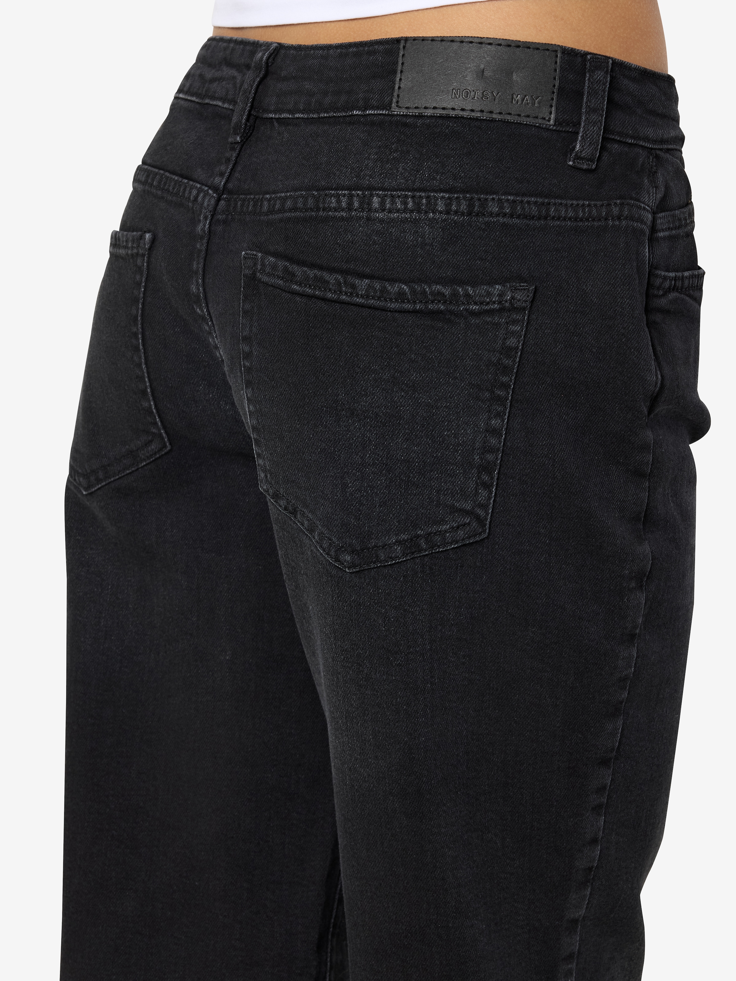 Noisy may Low-rise-Jeans »NMNILA LW WIDE JEANS AZ423BL NOOS«