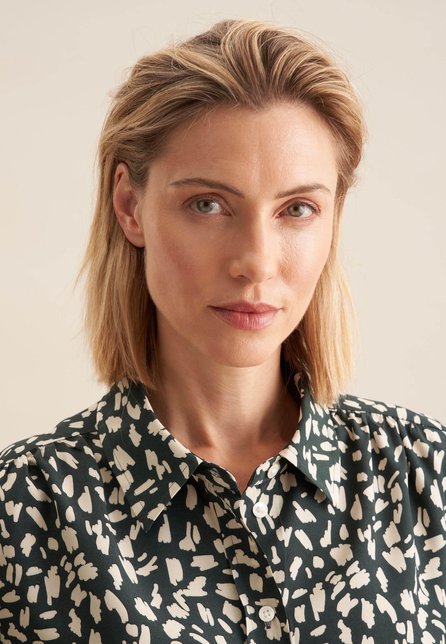 Thumbnail - seidensticker Hemdbluse "Schwarze Rose" 1/1 Druck