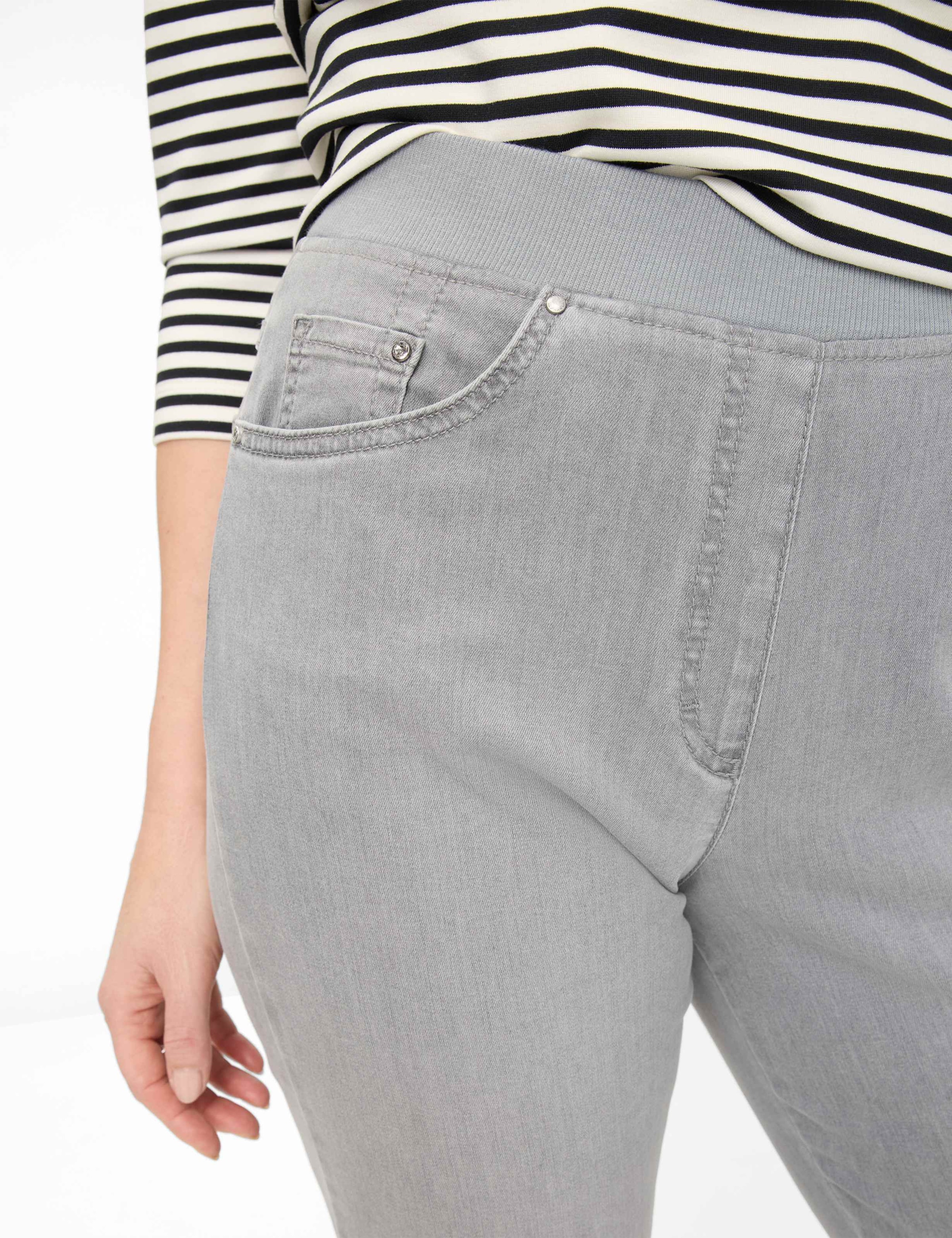 RAPHAELA by BRAX Bequeme Jeans »Style CARINA«