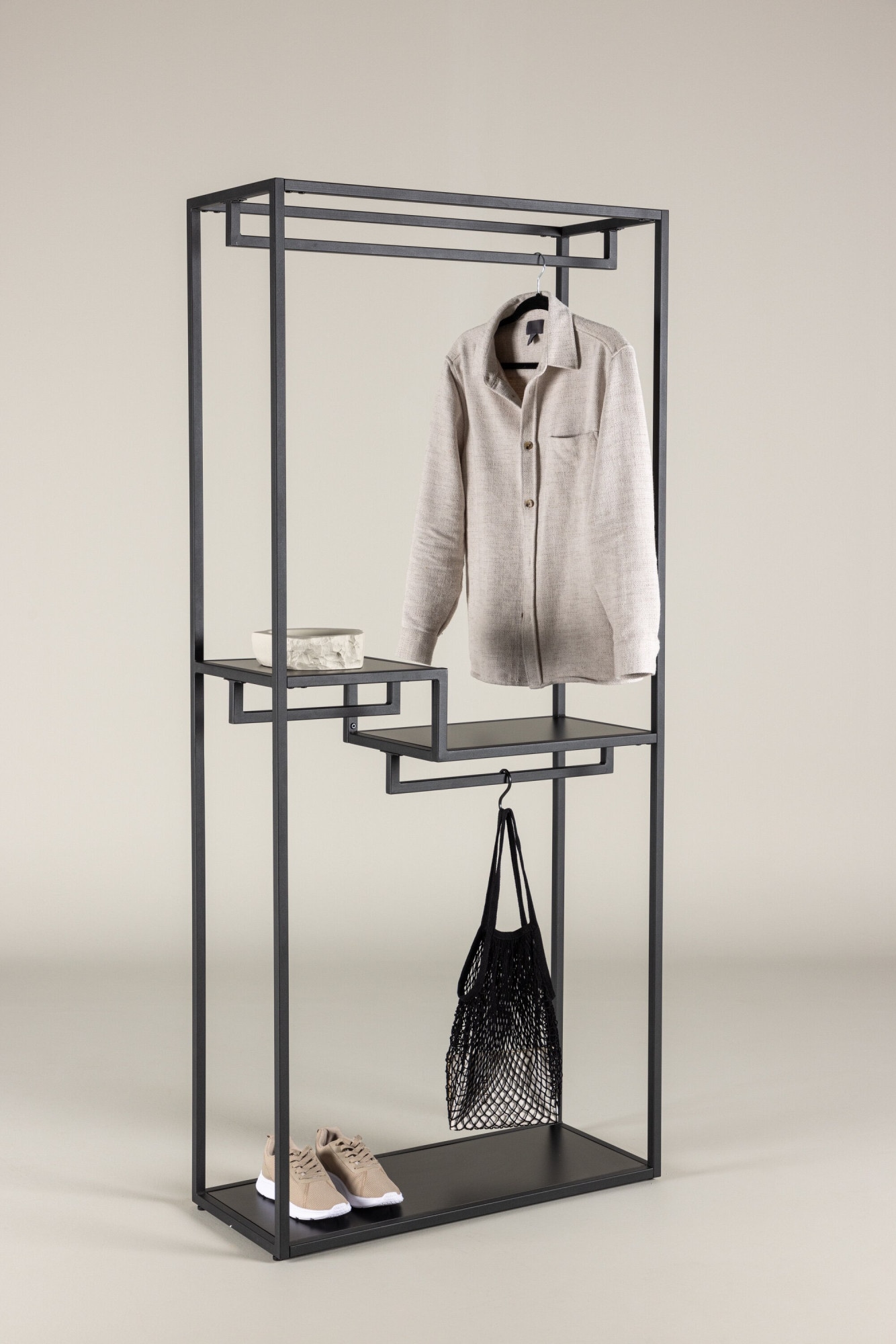Venture Home Kleiderständer "Staal, Garderobenständer in Schwarz-Stahl, Kleiderstange, Höhe 188 cm" Garderobe, Pulverbeschichtung, Ablagen, anspruchsvoll, modern