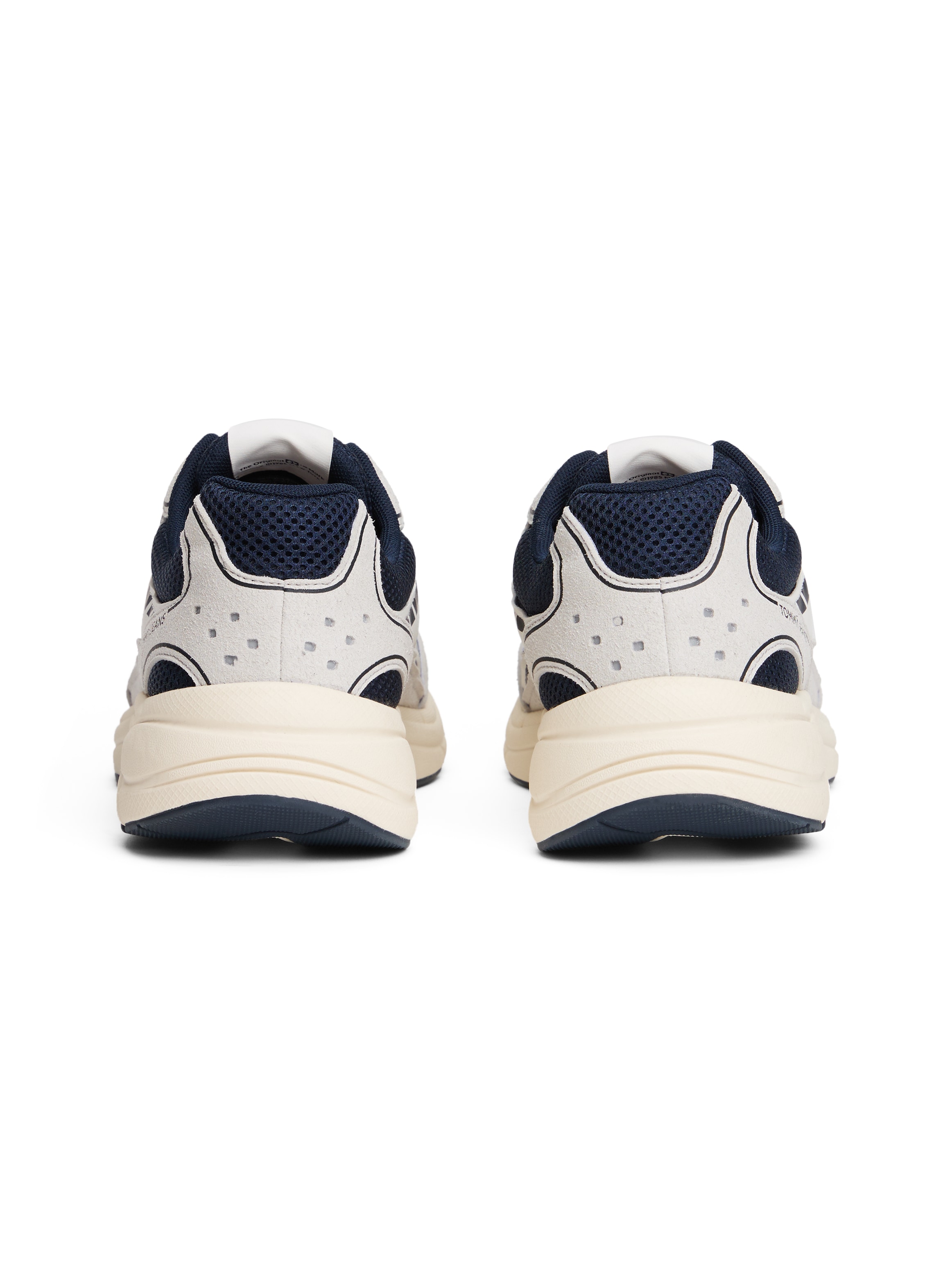 Tommy Jeans Sneaker »ARCHIVE '25«, Freizeitschuh, Halbschuh, Schnürschuh mit reflektierenden Details
