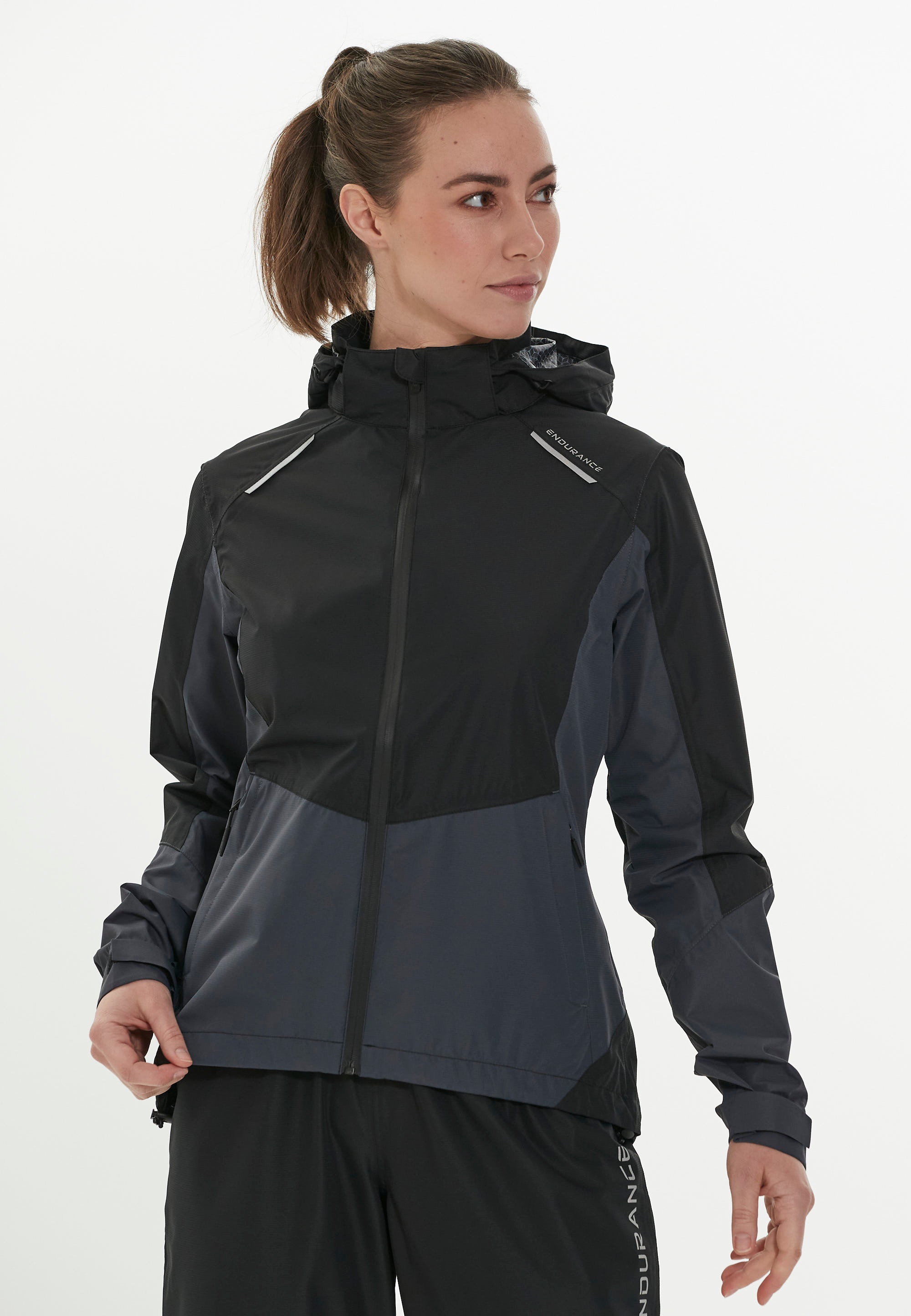 ENDURANCE Softshelljacke "Vanda", mit reflektierenden Elementen