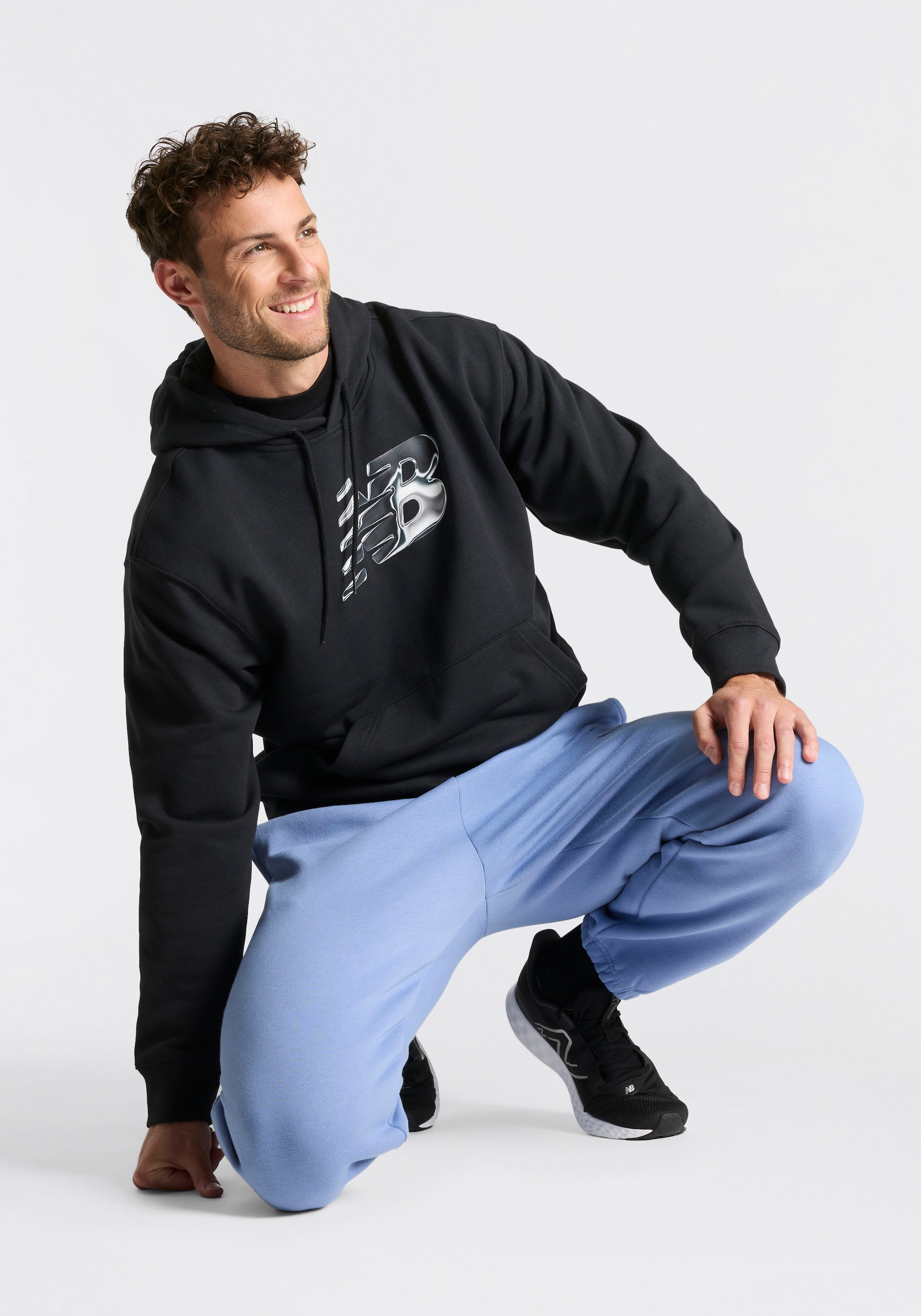 New Balance Kapuzensweatshirt »AAZ Mens Lifestyle Hoodie BIG TEAL«, sportlicher Stil, aus Baumwolle und Polyester, mit Kapuze
