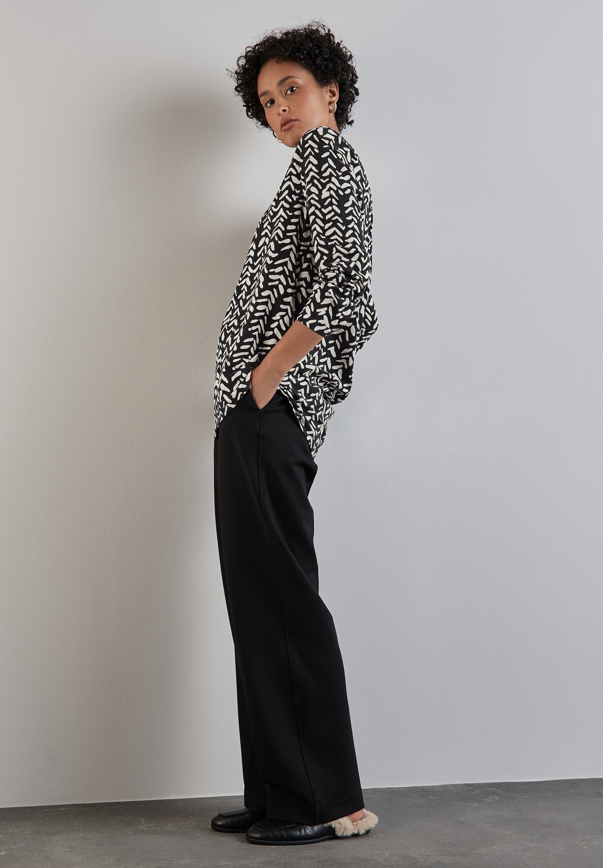 STREET ONE Longbluse mit grafischem Muster