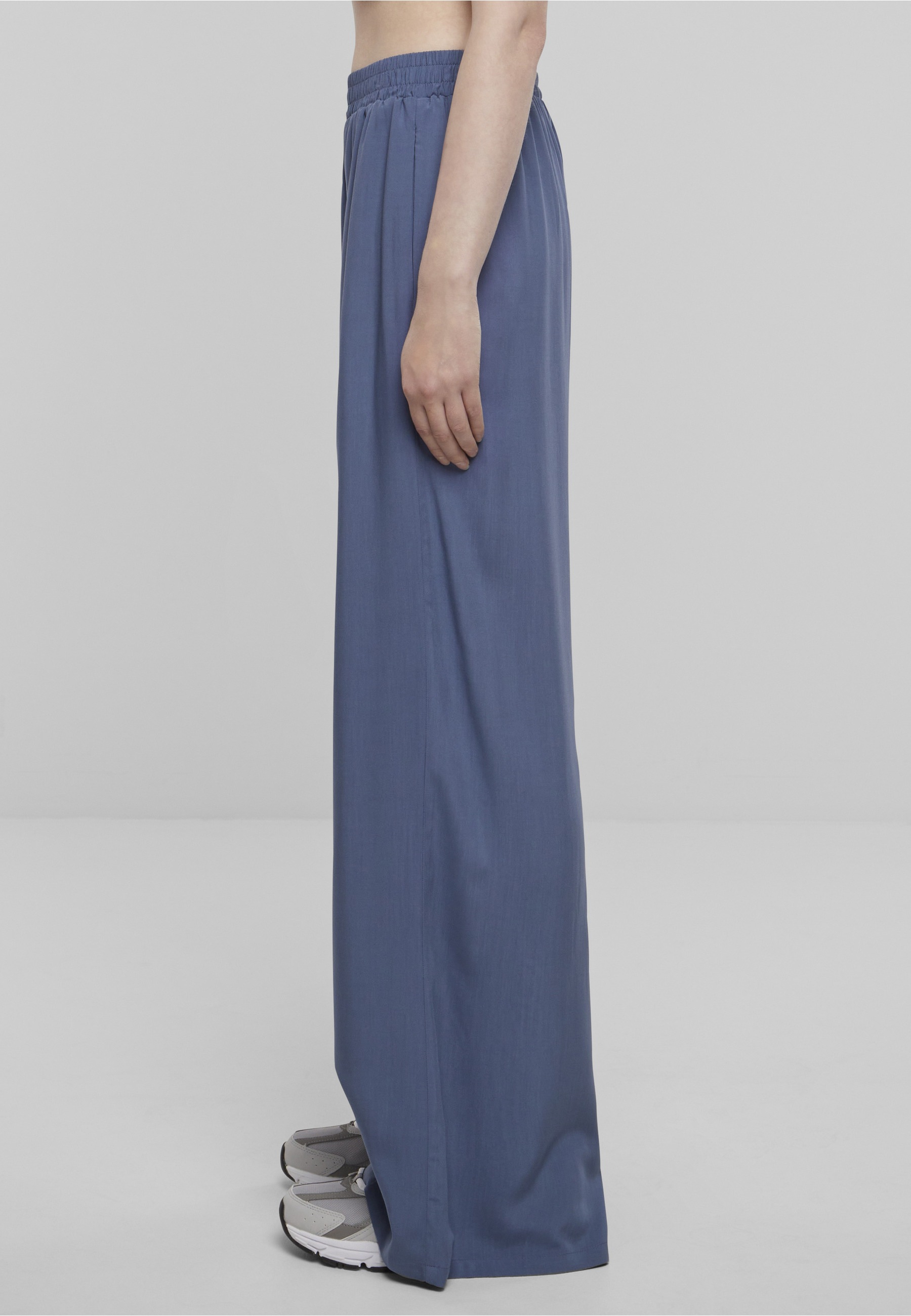 URBAN CLASSICS Stoffhose »Urban Classics Damen Ladies Wide Leg Viscose Pants«