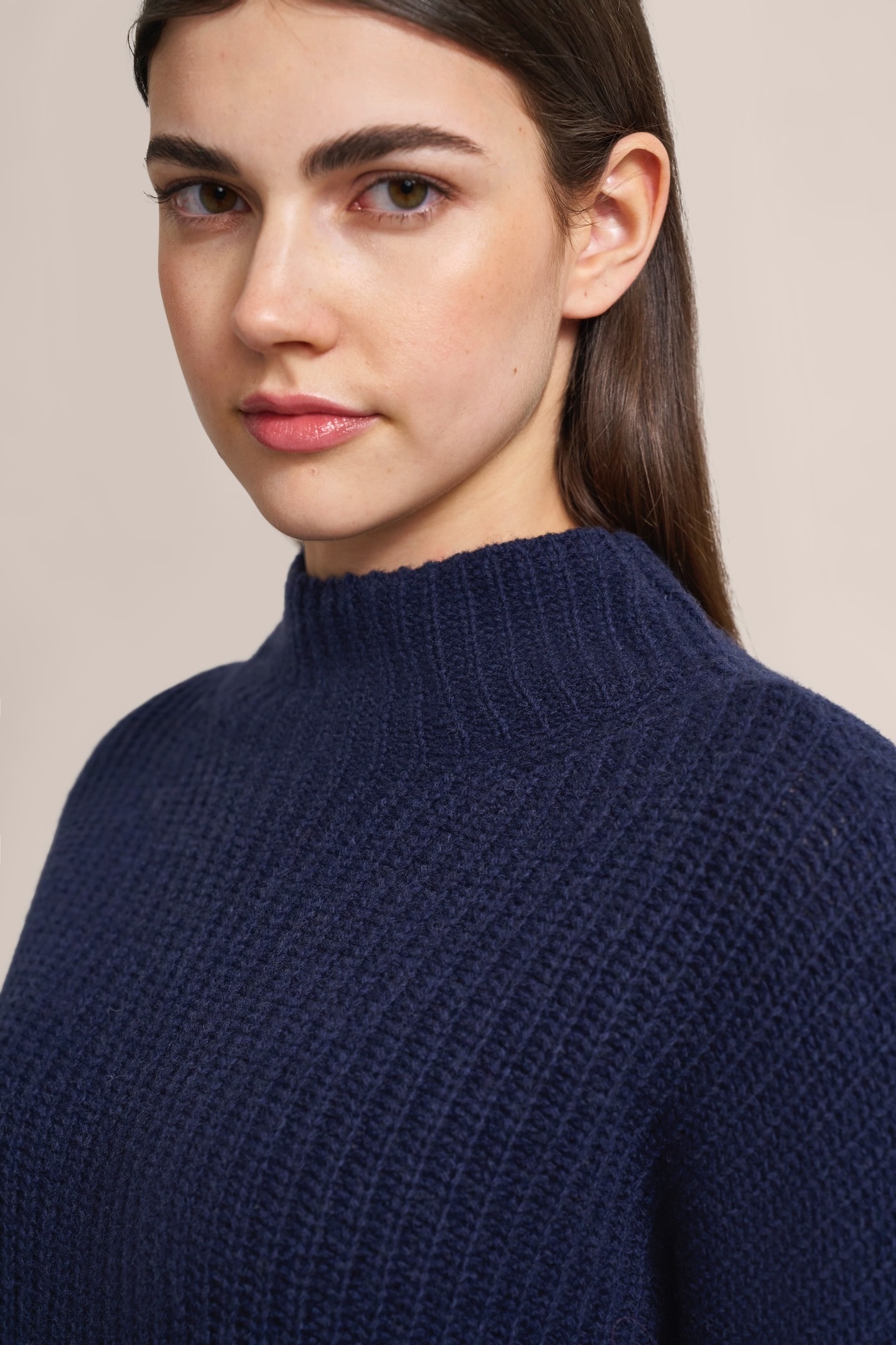 bugatti Rundhalspullover, mit leichtem Turtleneck