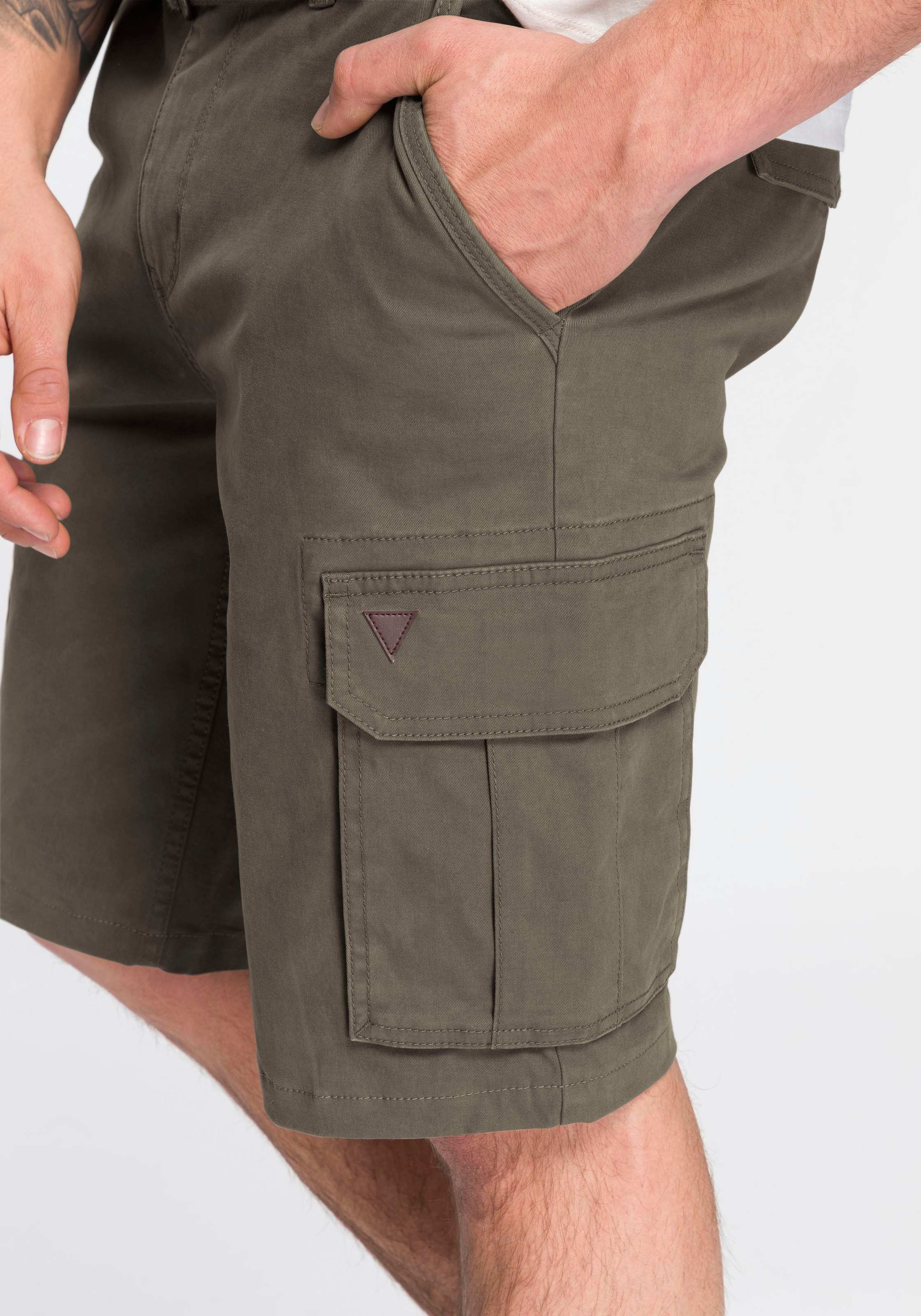 Thumbnail - H.I.S Bermudas