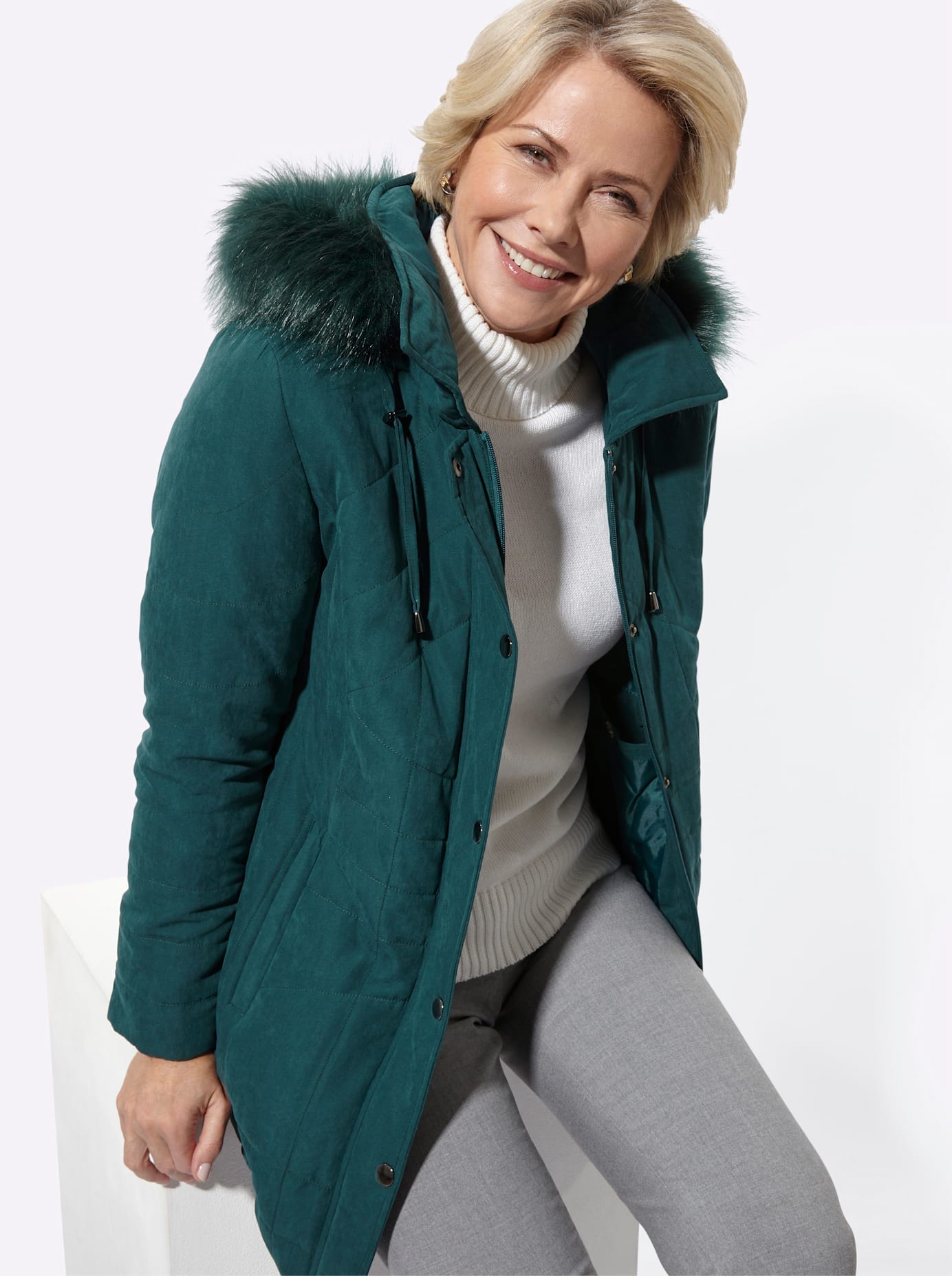 Classic Steppjacke mit Kapuze