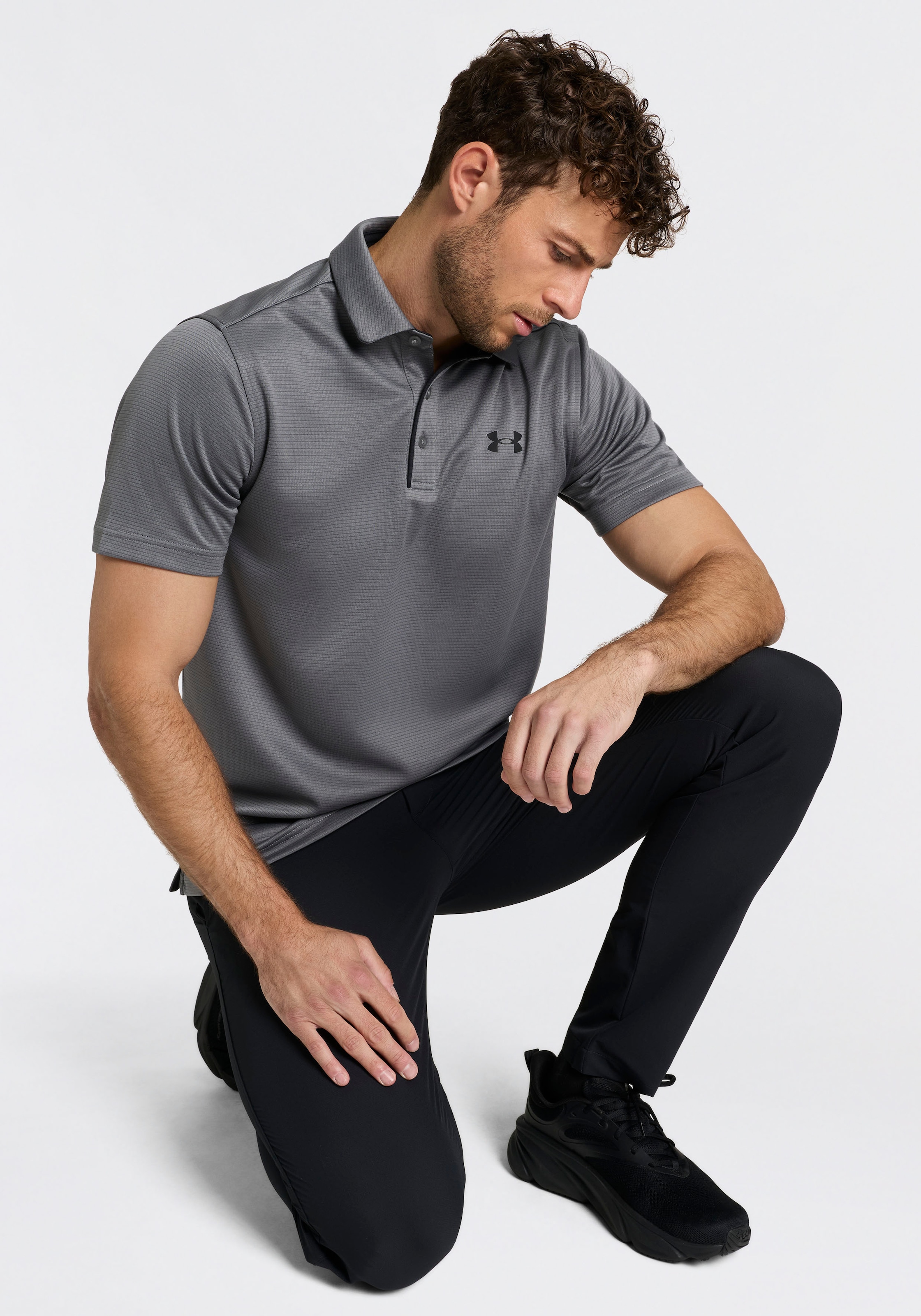 Under Armour® »Tech Polo« gerader Rumpfabschluss, normale Schnittform, für Sportmode