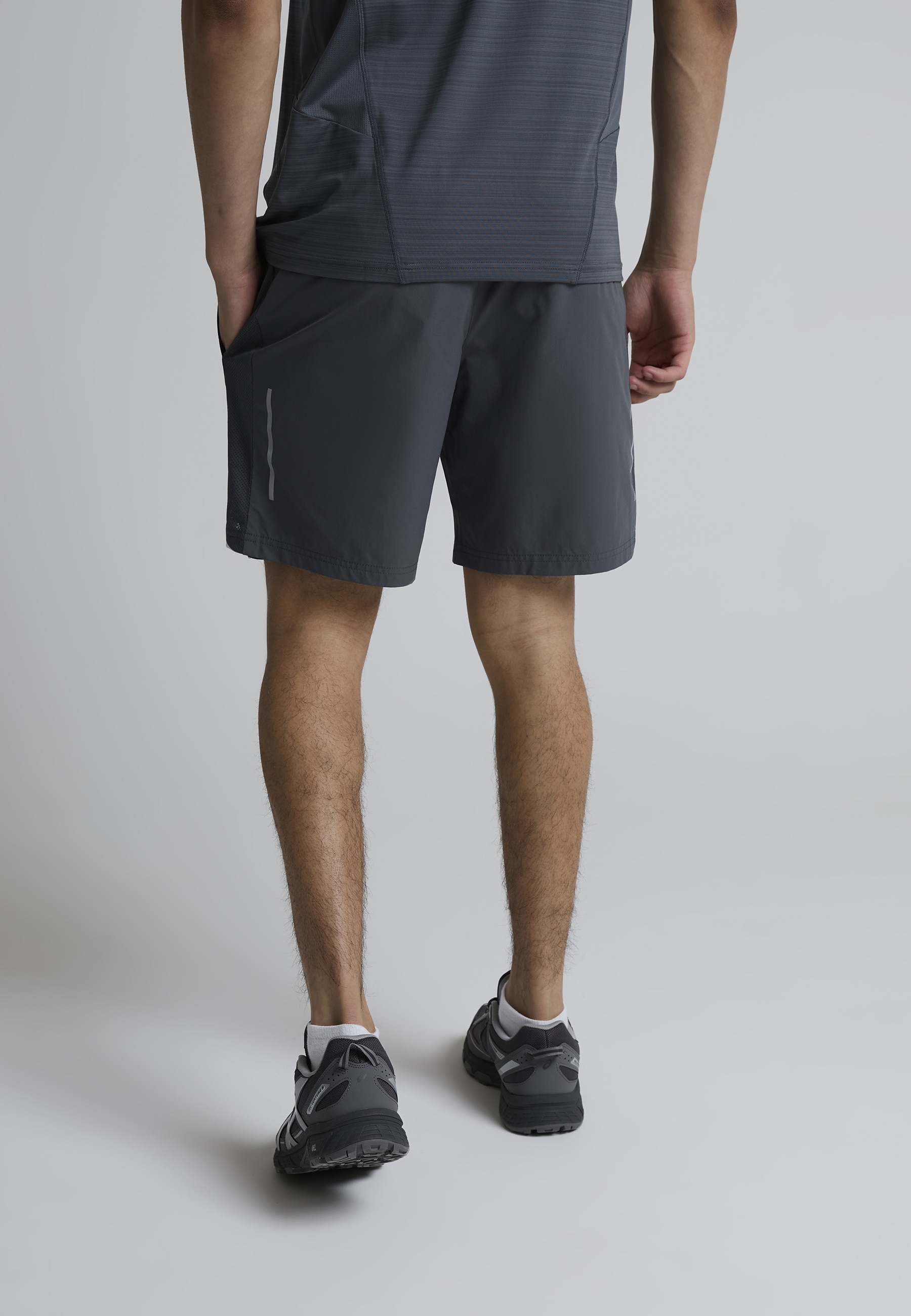 Monterrain Trainingsshorts »Monterrain RUSH 2.0 WOVEN RUNNING SHORT«