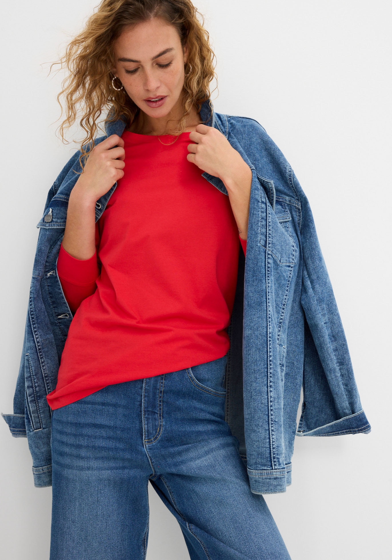 bonprix Longshirt Packung, 5 Langarm, aus reiner Baumwolle, mit abgesetzten Bündchen am Ärmel