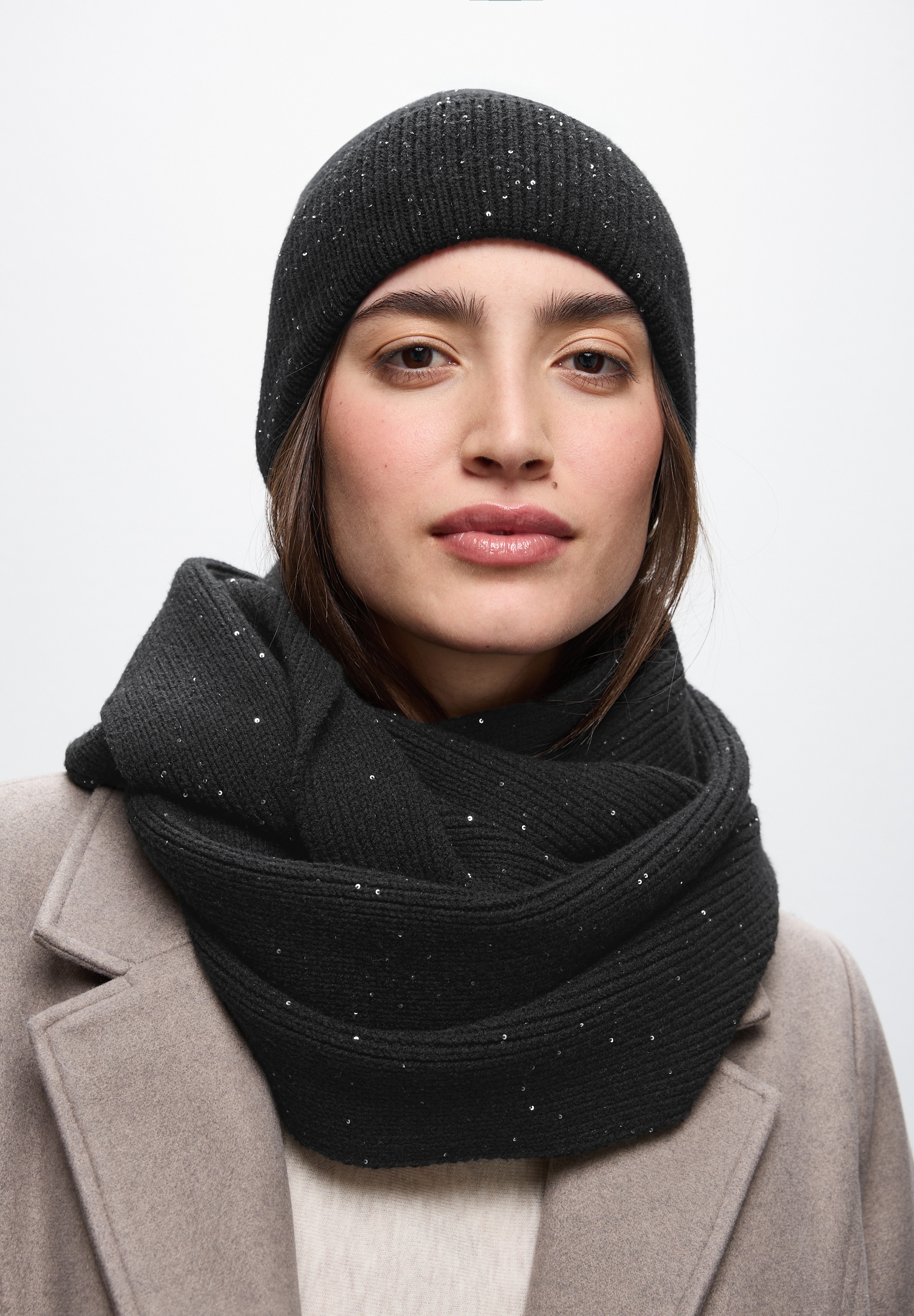 STREET ONE Loop, aus softem Materialmix günstig online kaufen