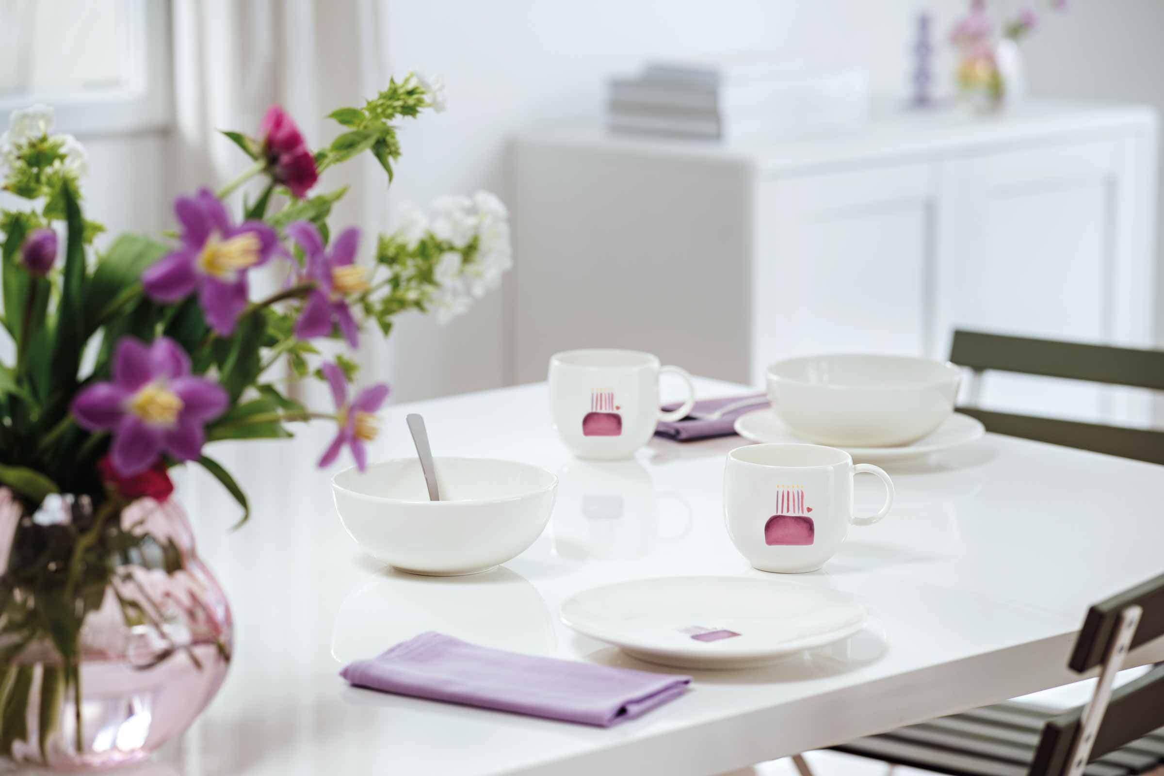 Villeroy & Boch Frühstücksteller »Frühstücksteller Happy Birthday With Love ø 21,2 cm weiß-rot«