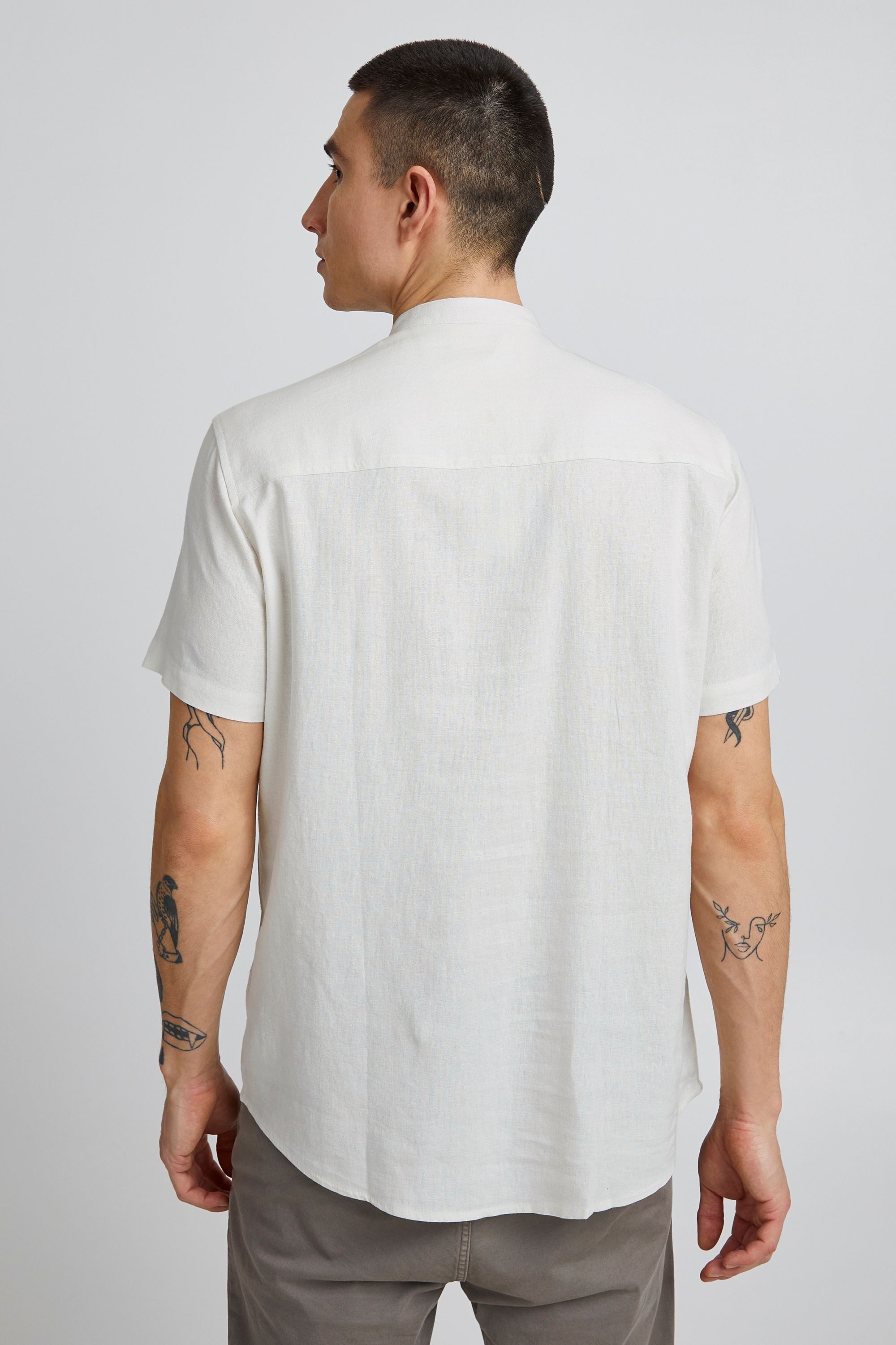 Kurzarmshirt 11 PROJECT "Kurzarmhemd PROcke", Herren, Gr. XL, weiß (sanftes weiß), Obermaterial: 58% Leinen LI. 42% Viskose CV., Hemden 3