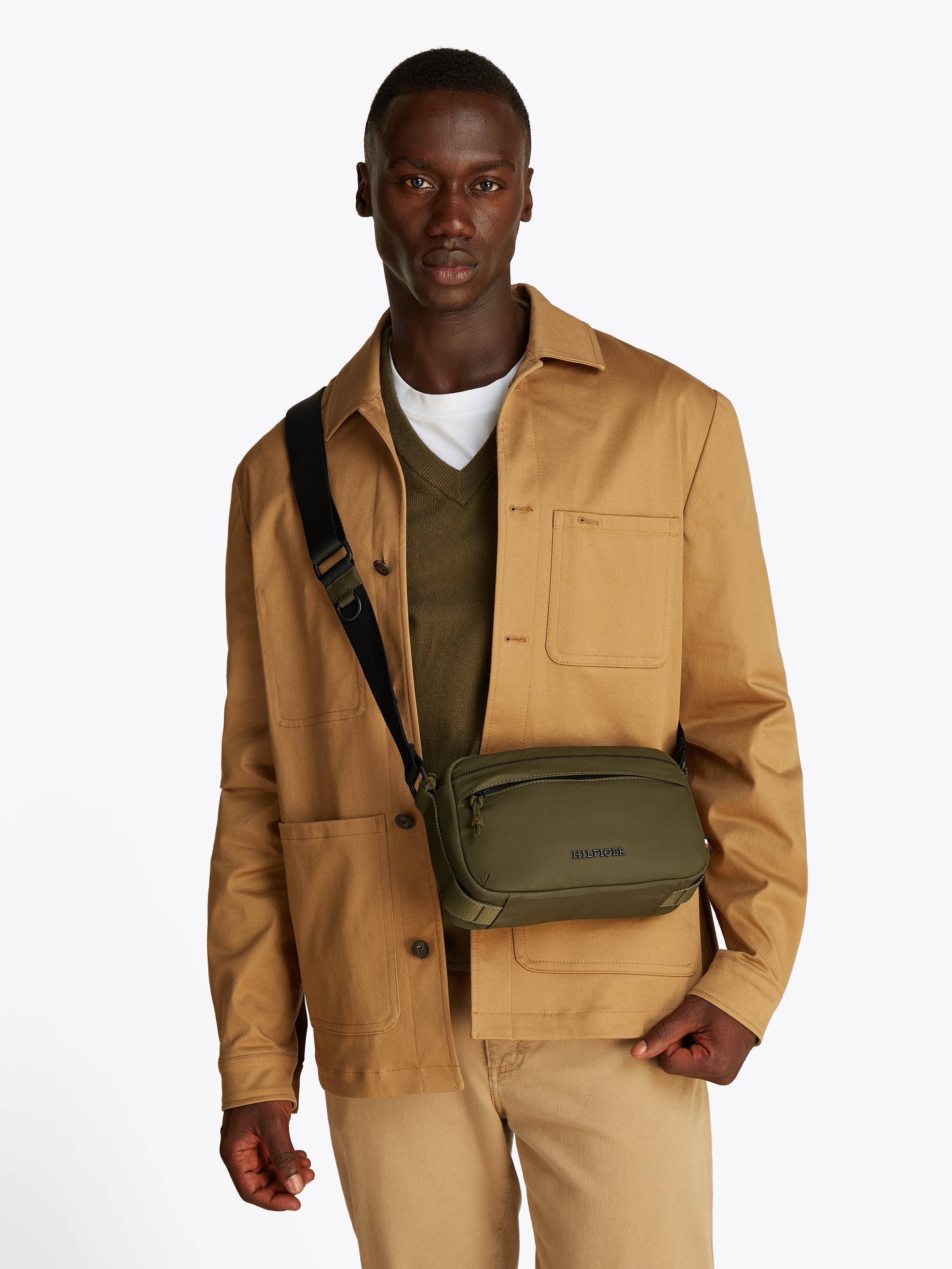 Tommy Hilfiger Umhängetasche »TH COLOUR EW REPORTER«, Men Messengerbag, Schultertasche mit Vordertaschenfach