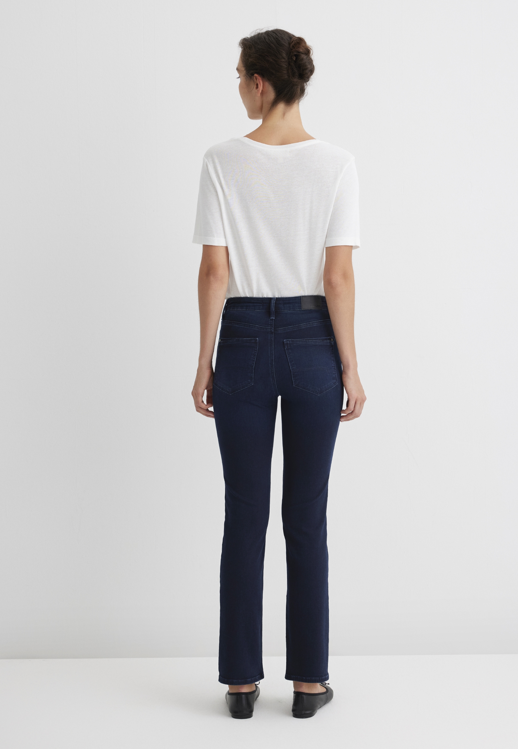 Mavi Straight-Jeans »KENDRA« gerde Form