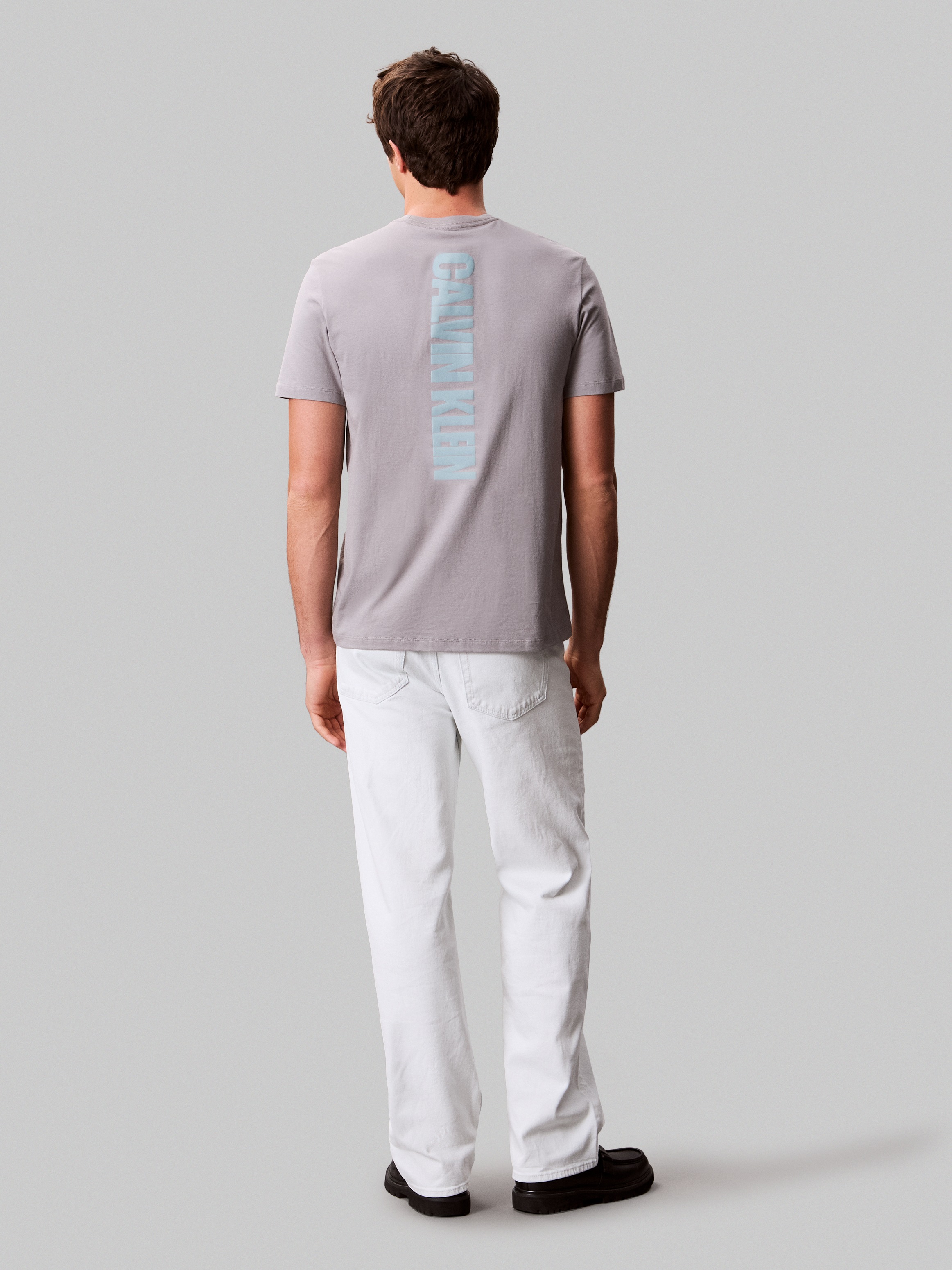 Calvin Klein Jeans T-Shirt »SS 30s E WRD STRTCH«, mit großem Logodruck auf dem Rücken