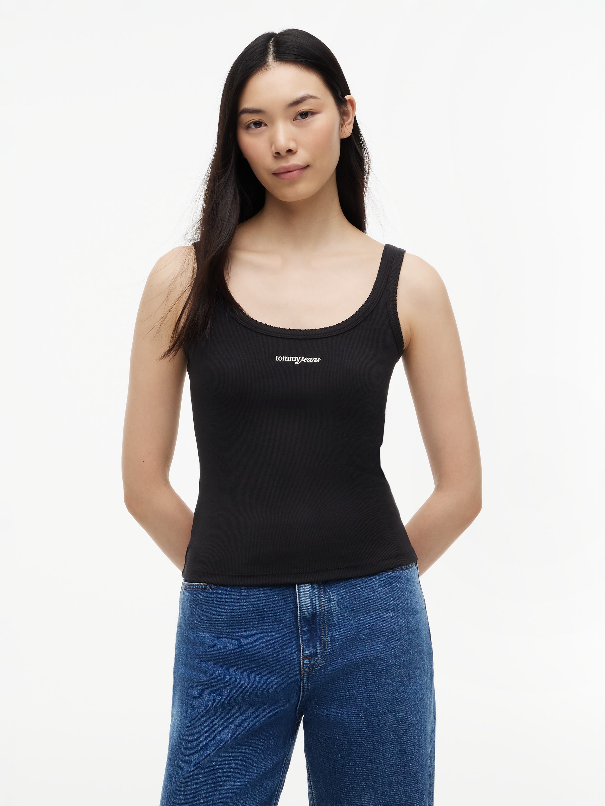 Tommy Jeans Trägertop "TJW SLIM SCRIPT RIB TANK" Baumwollmischung, slim fit, in gerippter Struktur, Logoschriftzug