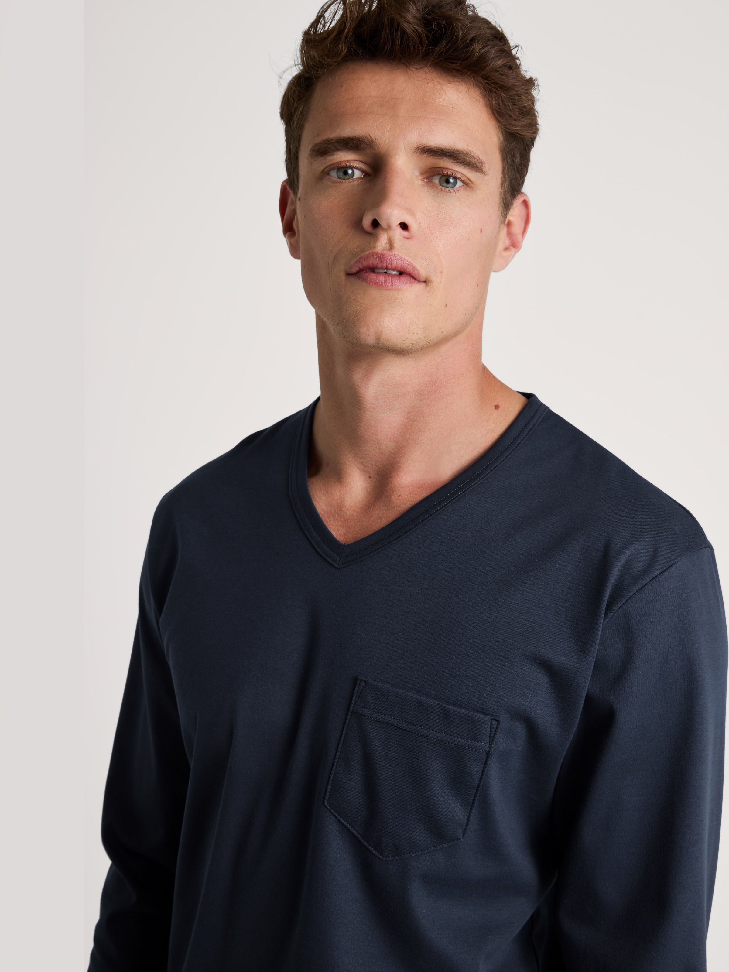 Shorty CALIDA "Relax Essentials", Herren, Gr. S (46/48), blau (coronet blau), Single Jersey, Obermaterial: 100% Baumwolle, unifarben, bequem kurz, Rundhals, Homewear-Sets Shorty, mit kleiner Brusttasche 9