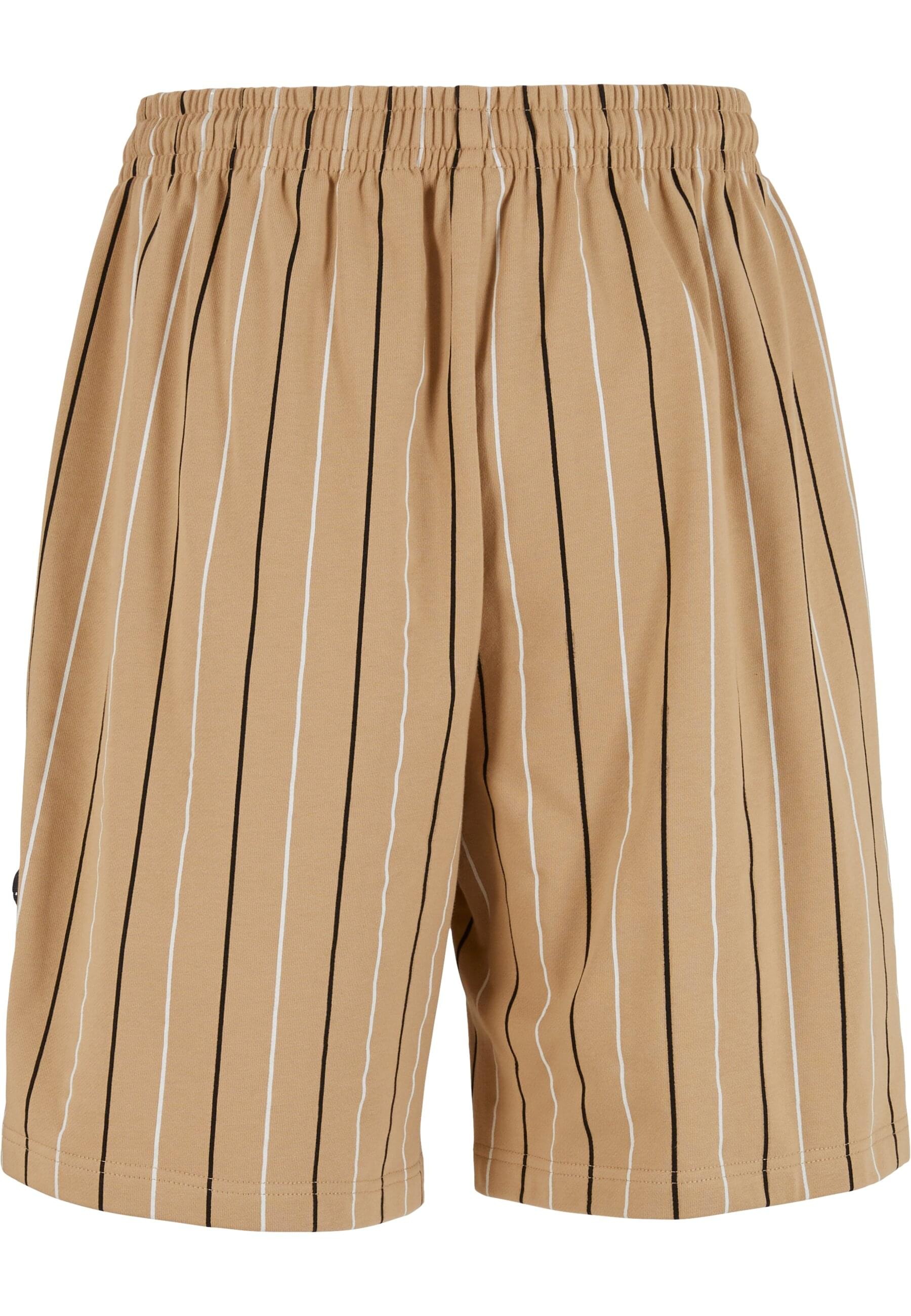 URBAN CLASSICS Sweatshorts »Urban Classics Printed Pinstripe Shorts«, (1 tlg.)