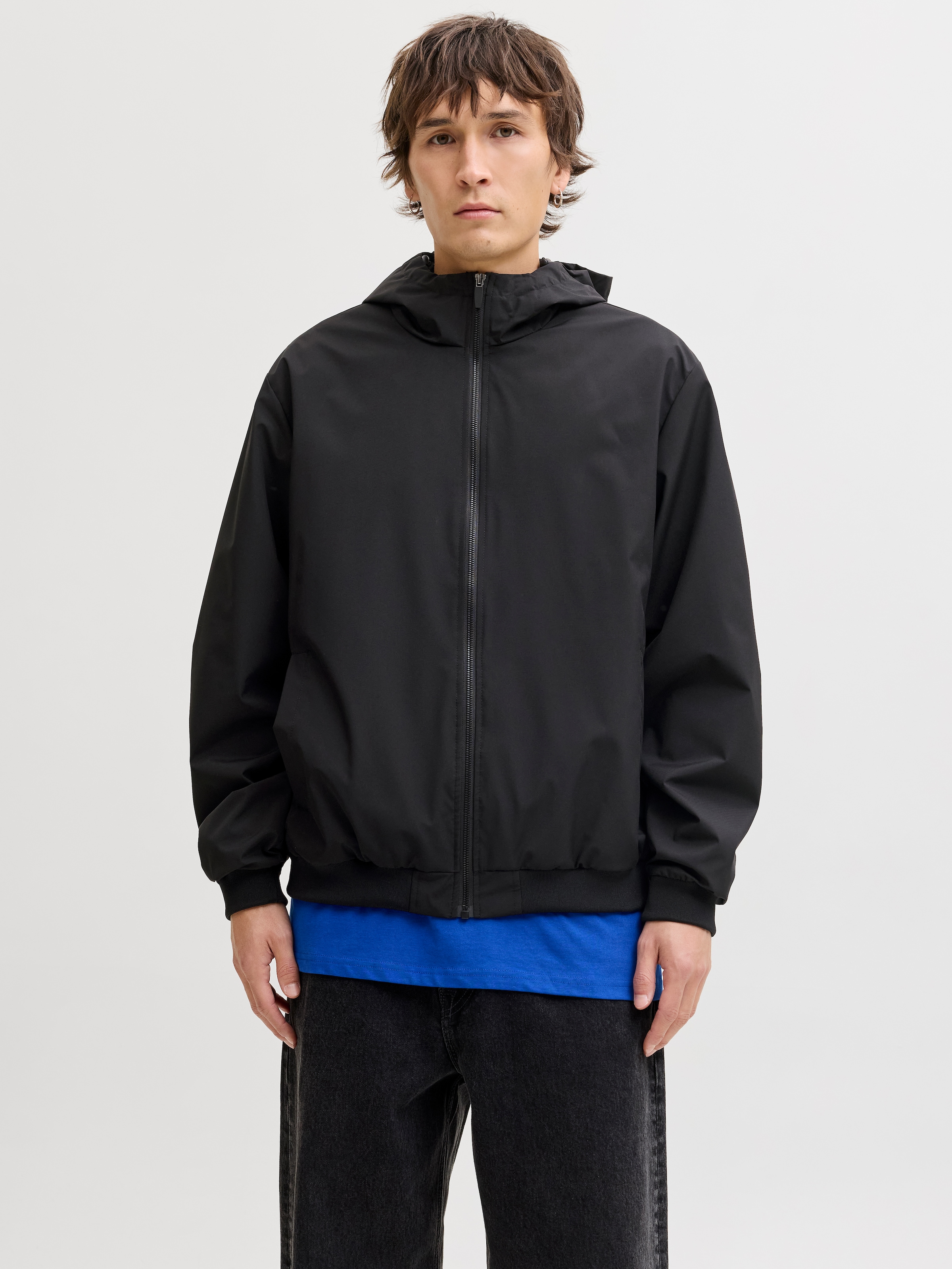 Jack & Jones Blouson "JJECHARGE LIGHT JACKET HOOD NOOS" mit Kapuze mit Kapu günstig online kaufen