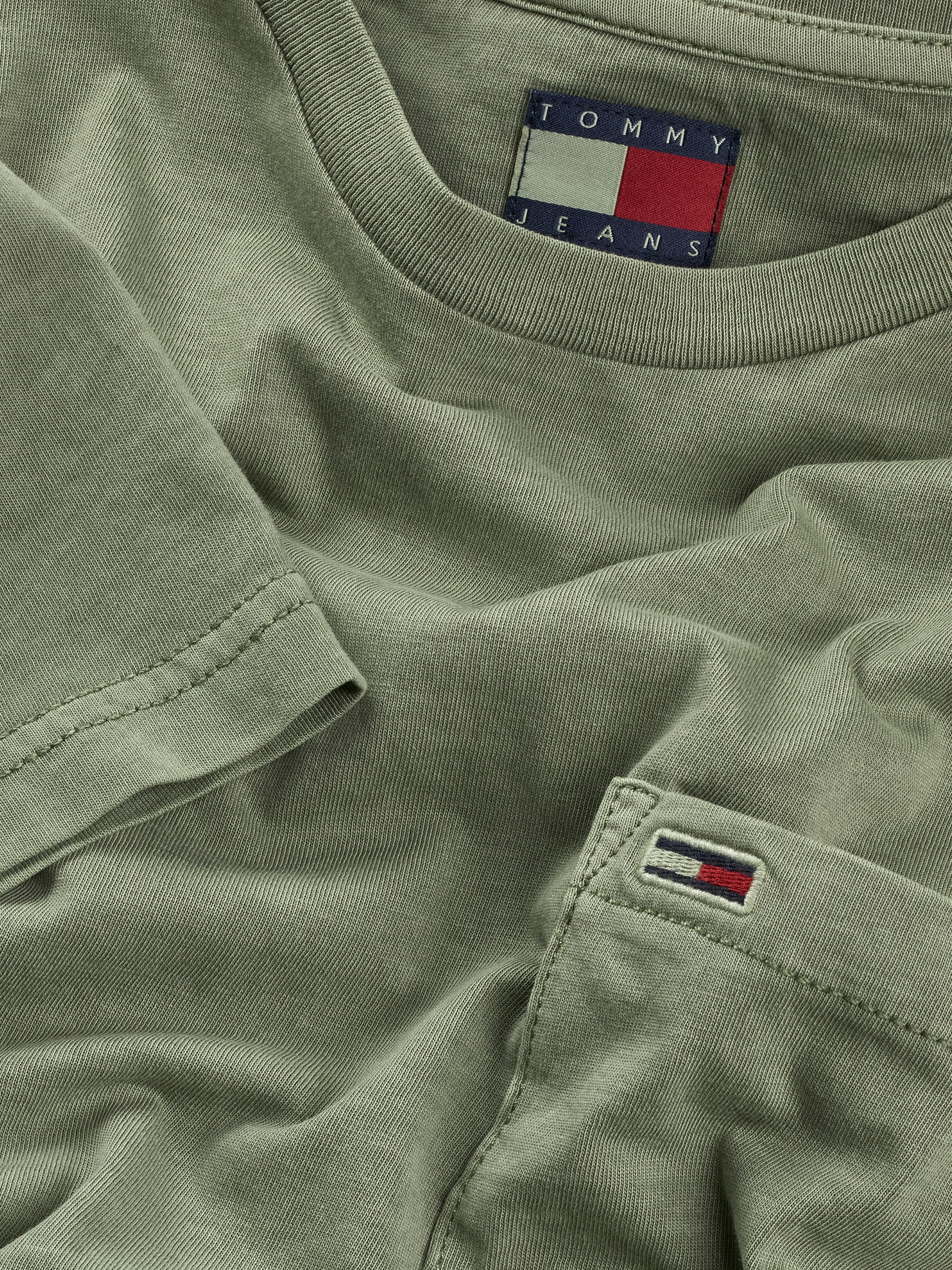 Tommy Jeans T-Shirt »TJM SLIM WASHED POCKET TEE«, in leicht gewaschener Optik