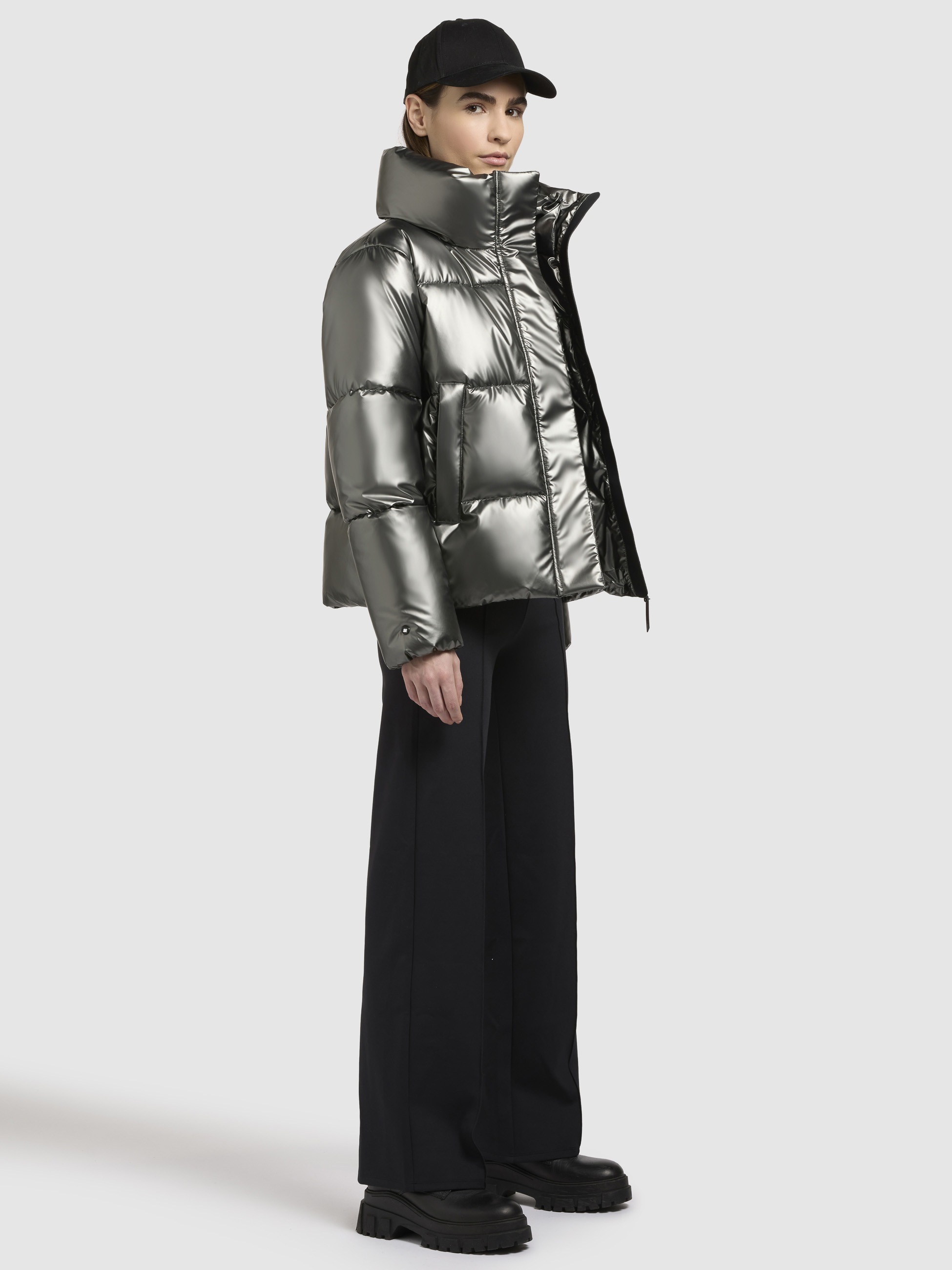 khujo Steppjacke »RINJA SHINY« ohne Kapuze