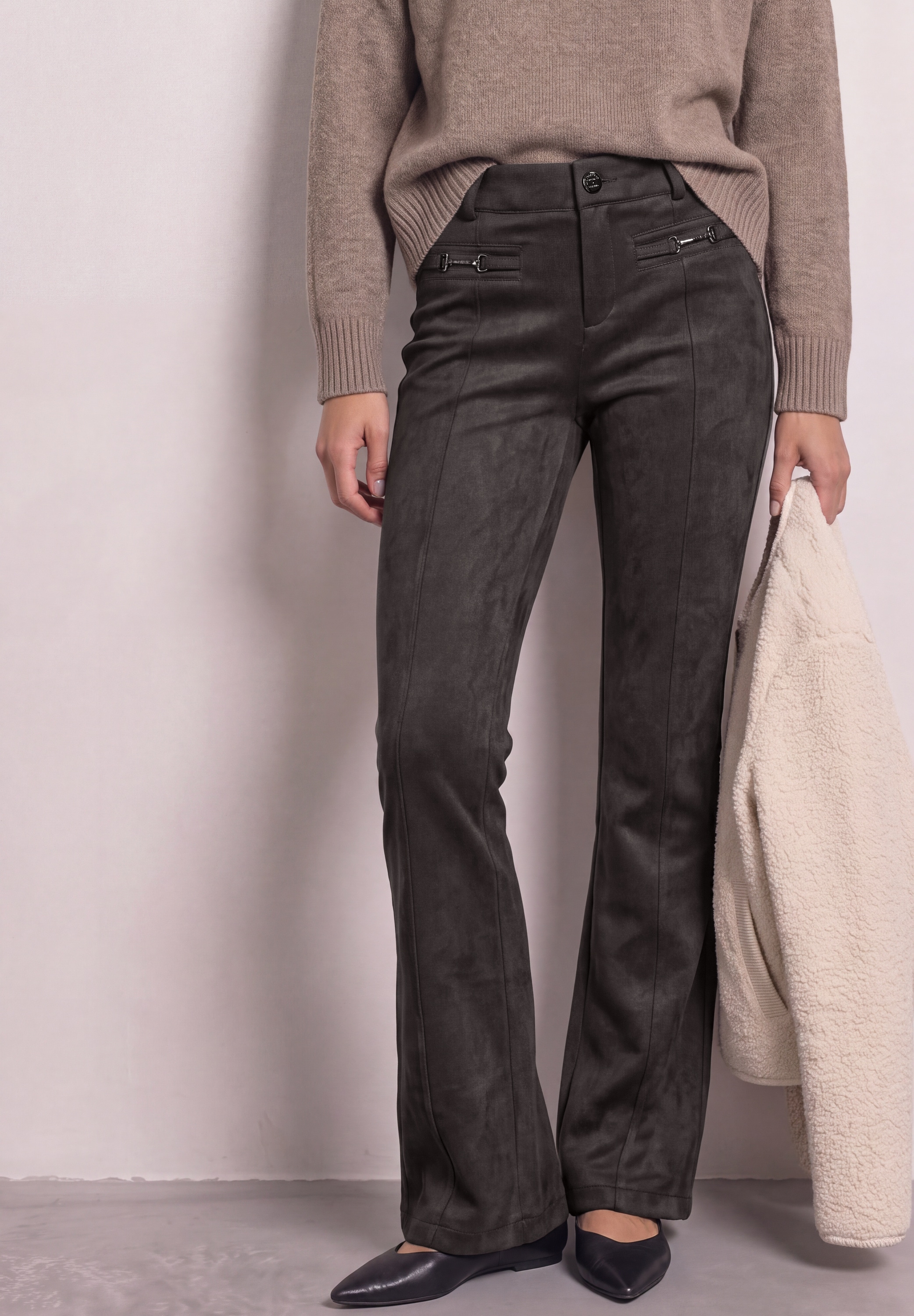 STREET ONE Bootcuthose »Style Blaire«  Velourshose im Slim Fit