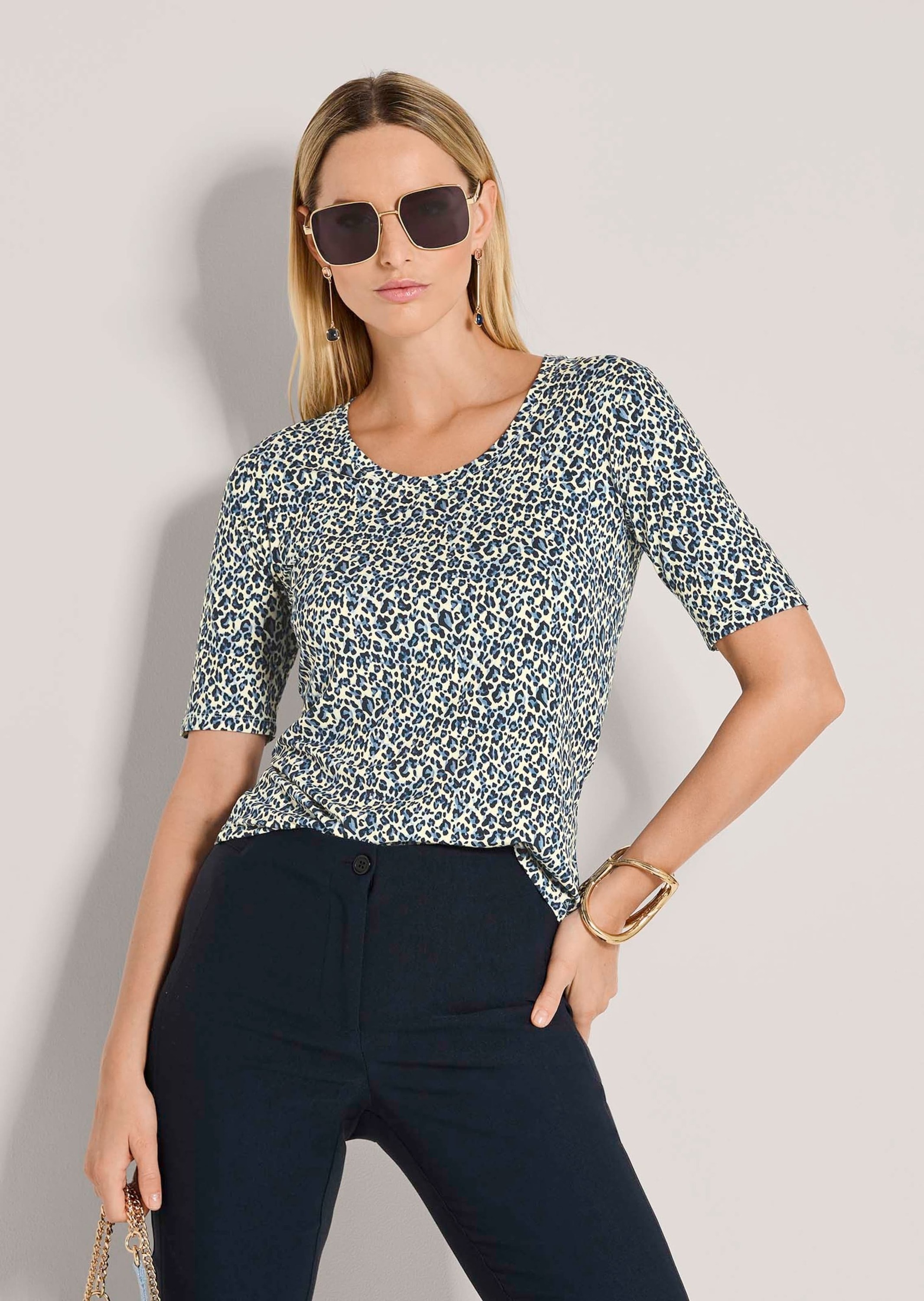 MADELEINE Kurzarmshirt »Shirt Halbarmshirt mit Animal-Print«