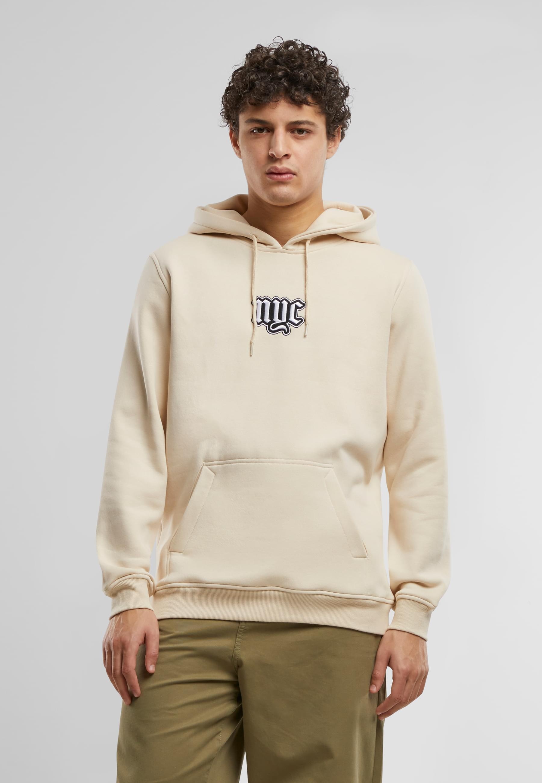 MisterTee Kapuzensweatshirt »MisterTee NYC Old English Wording Patch Hoody«, (1 tlg.)