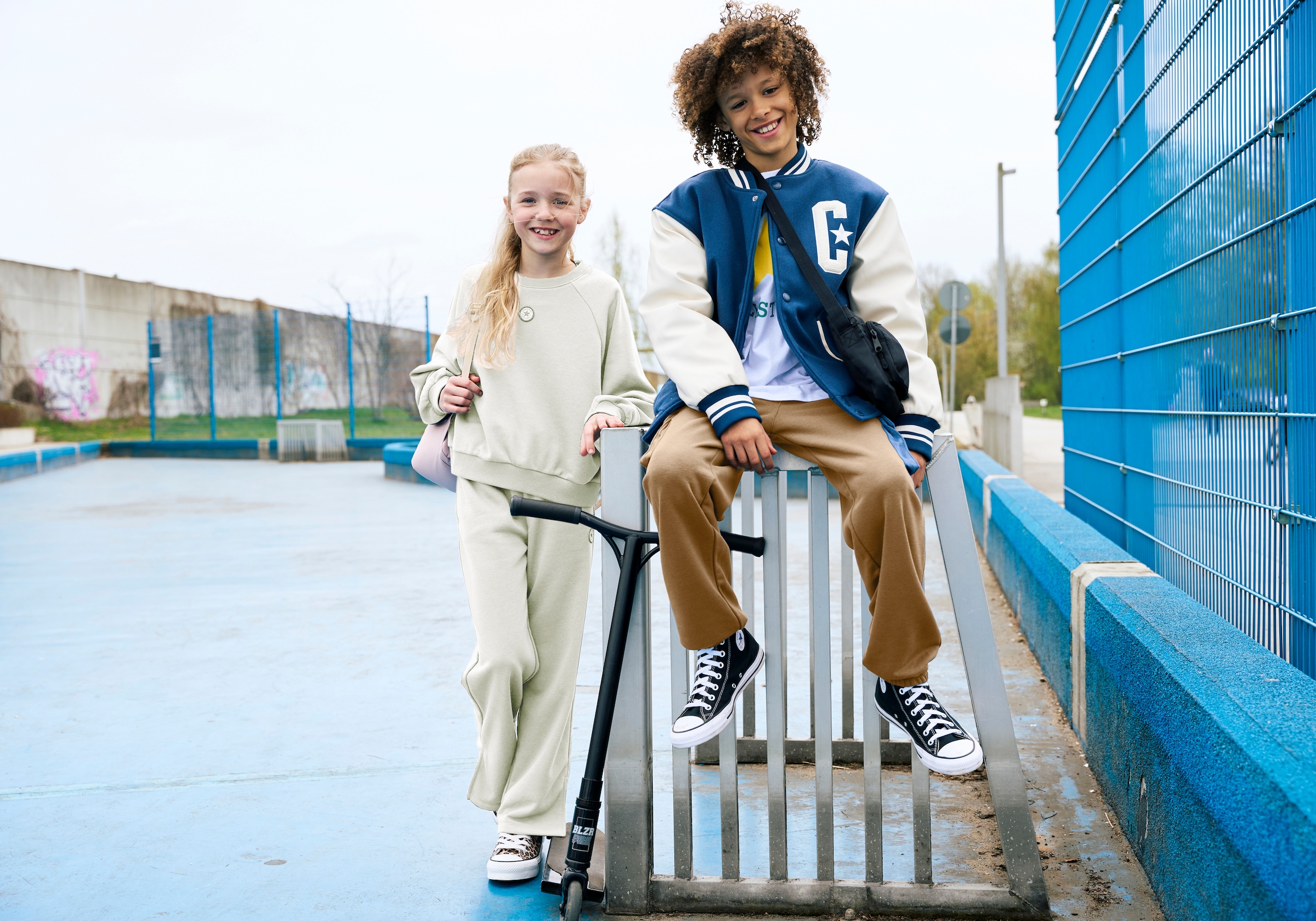Converse Cargohose »CNVB DCTP SILICONE PATCH CARGO«, (1 tlg.), für Kinder