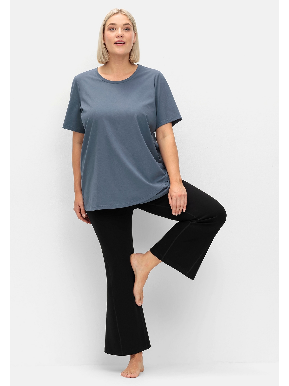 Sheego Yoga & Relax Shirt »Große Größen«, in Lagenoptik, mit Lotusdruck hinten
