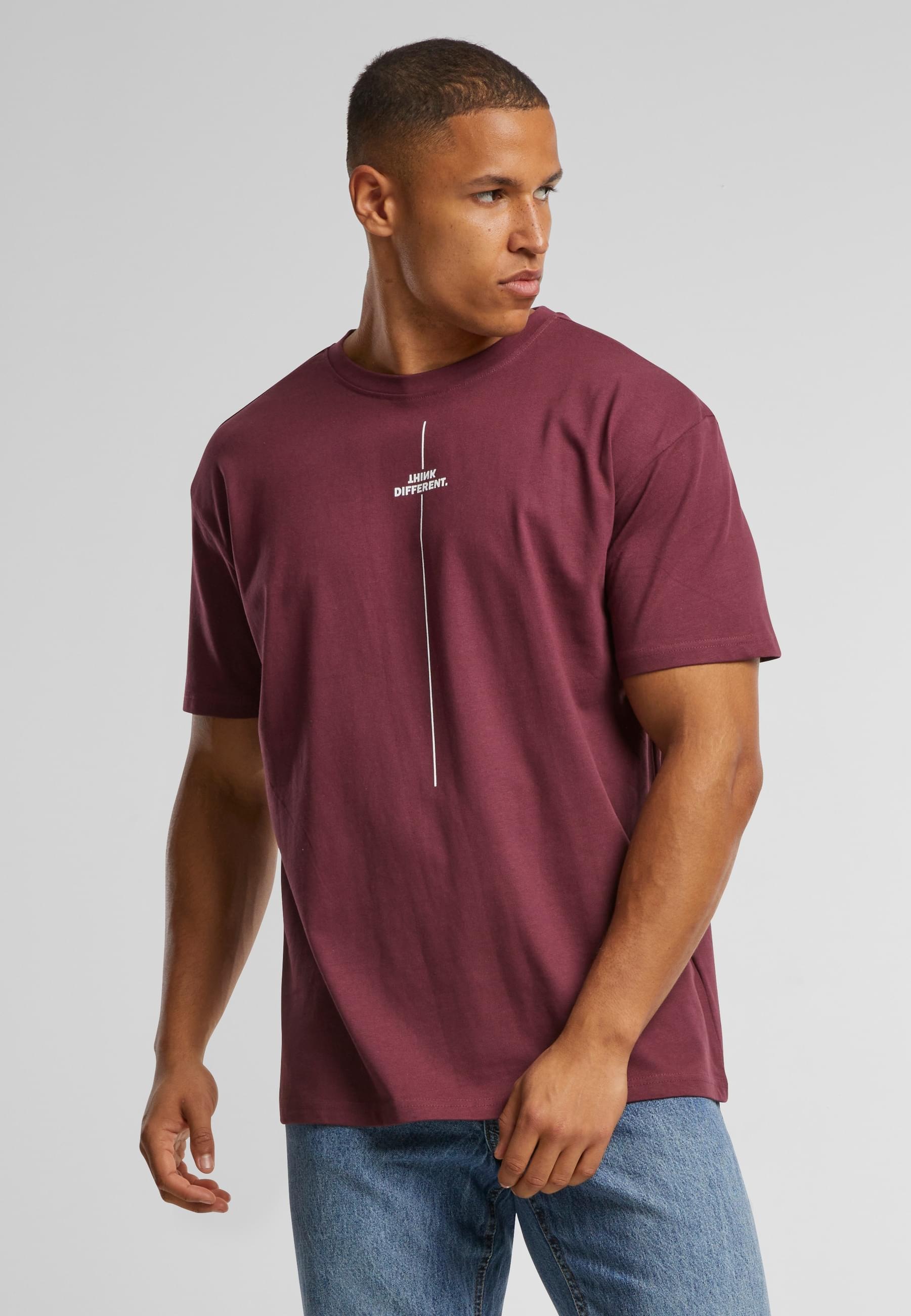 Merchcode T-Shirt »Merchcode Herren Think Different Heavy Oversized Tee«, (1 tlg.)