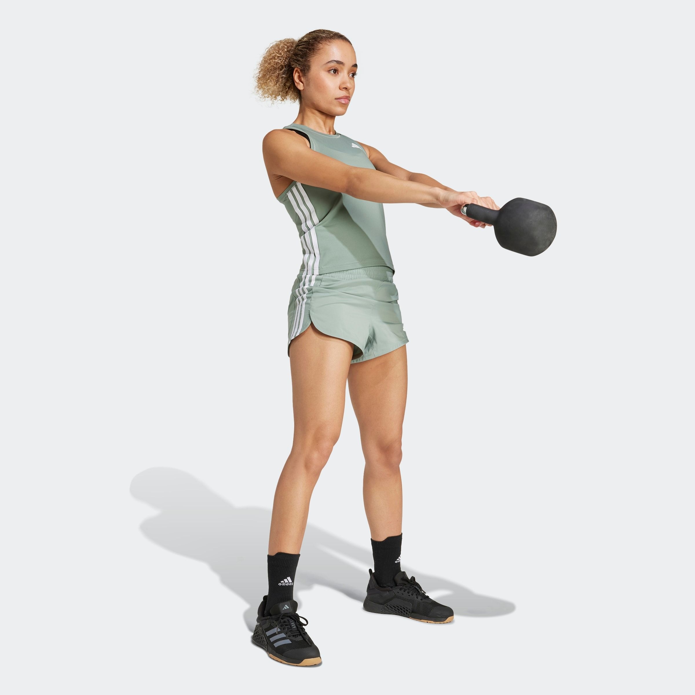 adidas Performance Shorts »PACER WVN HIGH«, (1 tlg.), Woven Trainingsshorts mit hohem Bund