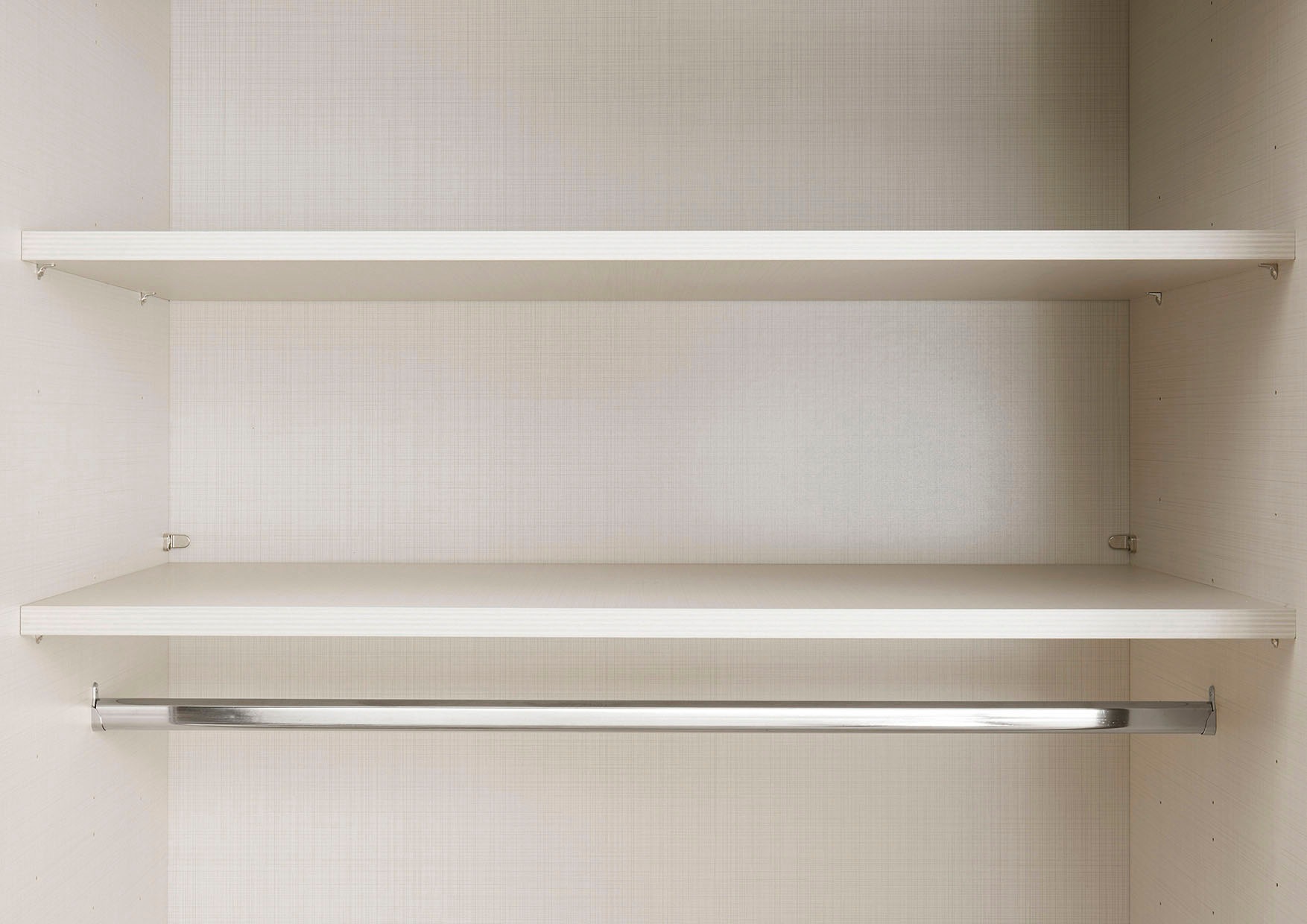 STAUD Schwebetürenschrank »Sonate Lucca, Made in Germany«, Mit vier verschiedenen Ausstattungsvarianten
