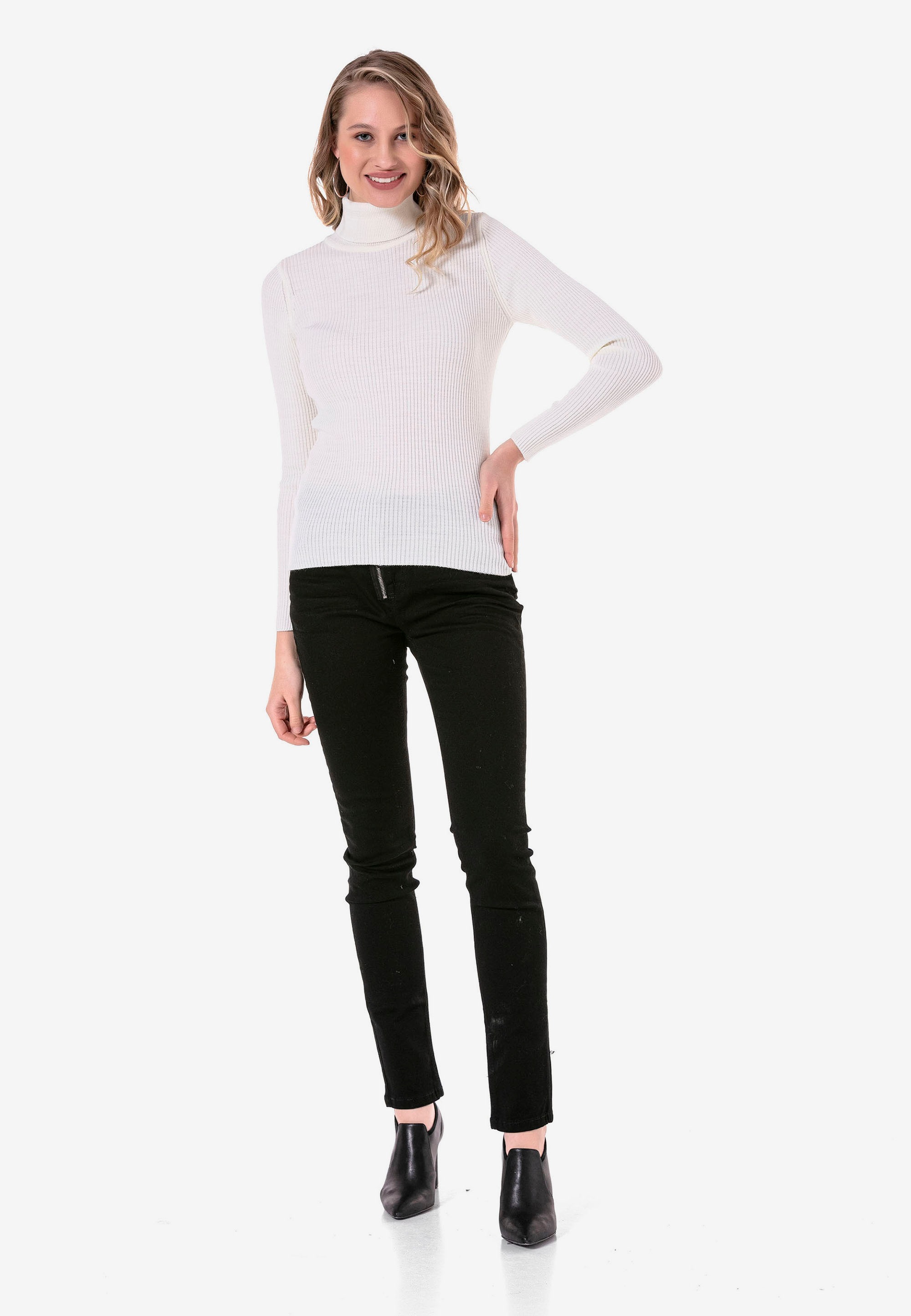 Cipo & Baxx Rollkragenpullover, in elegantem Design