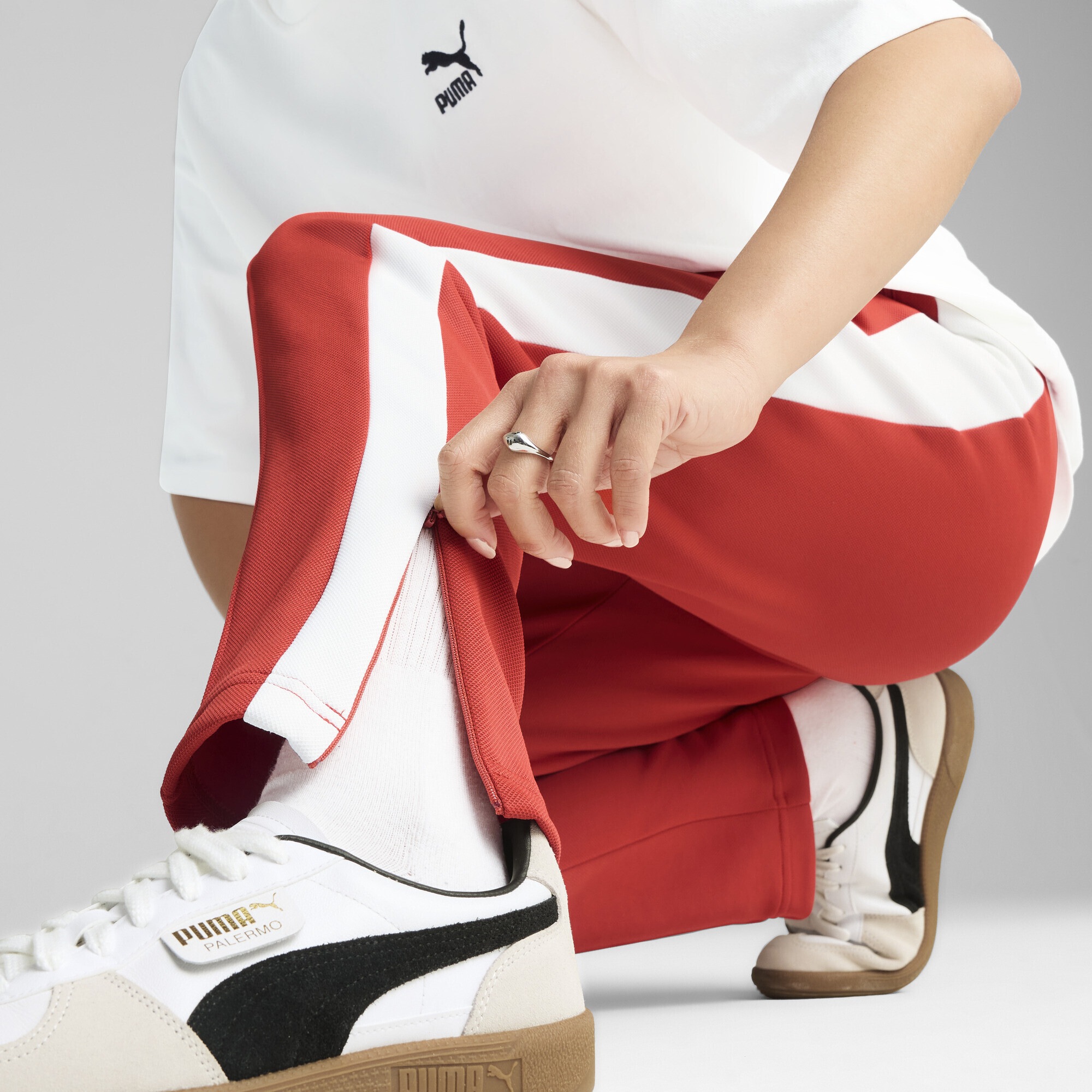 PUMA Sporthose »T7 ALWAYS ON Slim Fit Trainingshose Damen«