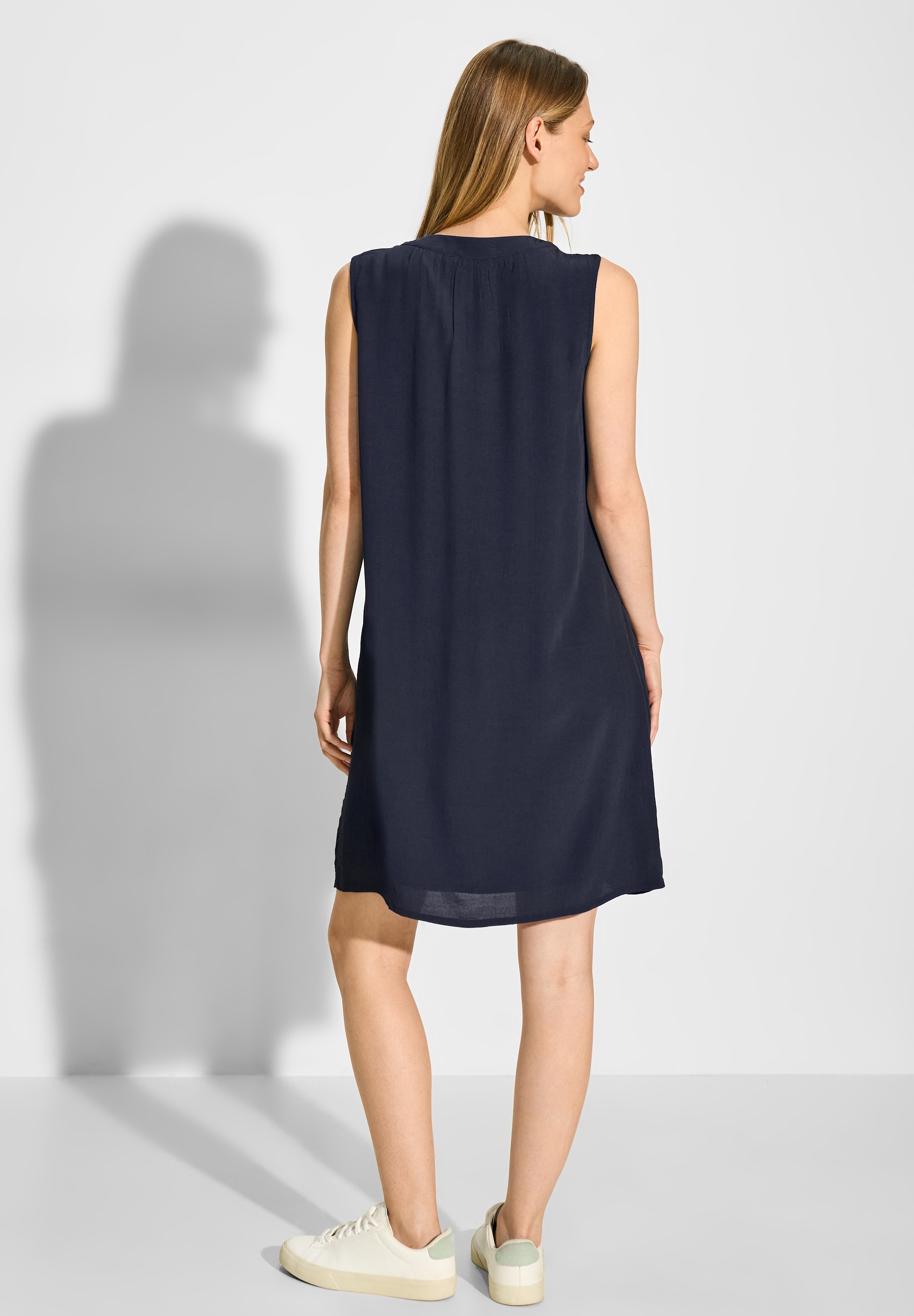Cecil Sommerkleid, in Crepe Optik