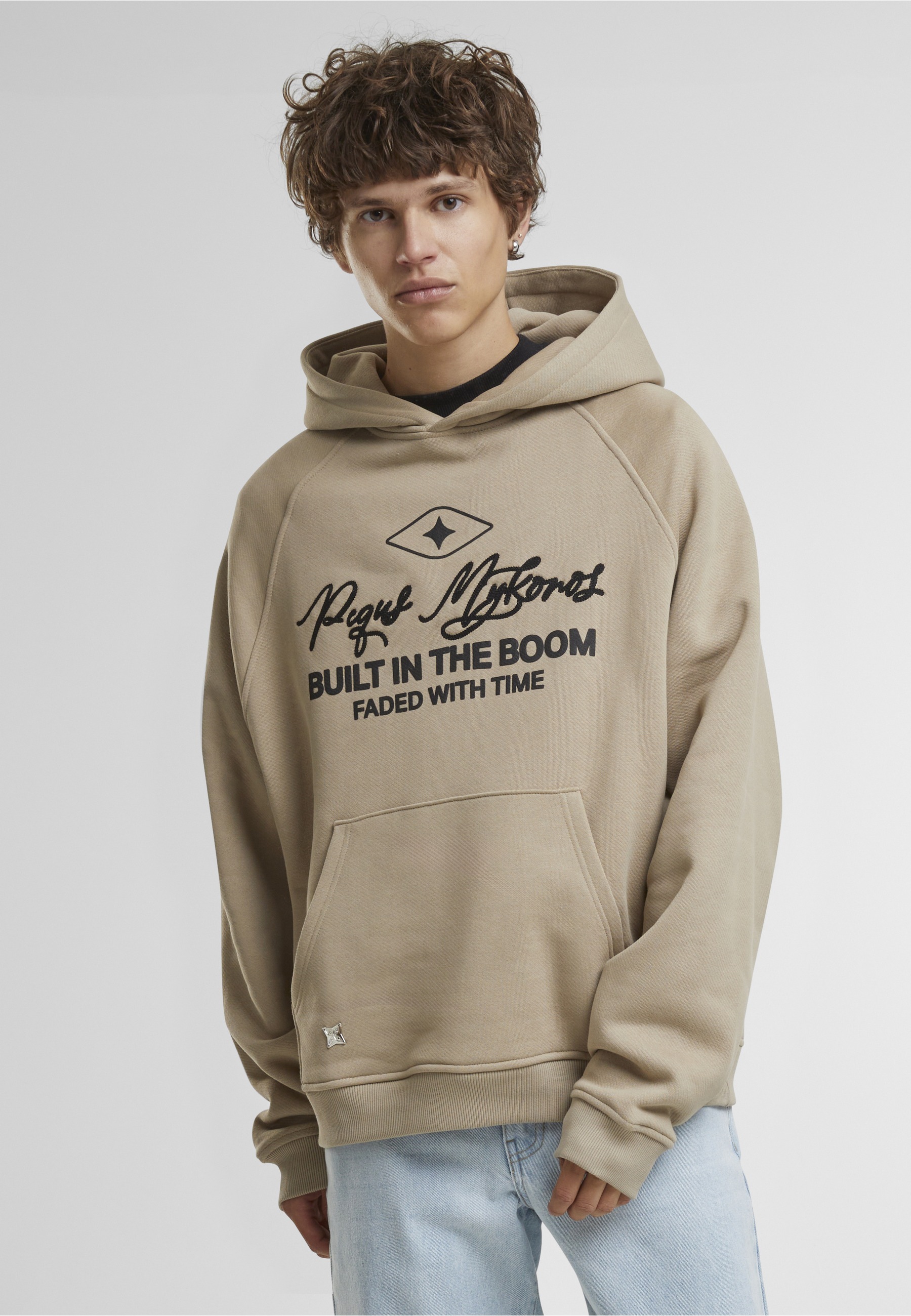 PEQUS PEQUS PEQUS Built in the Boom Logo Hoodie Aluminum M 2