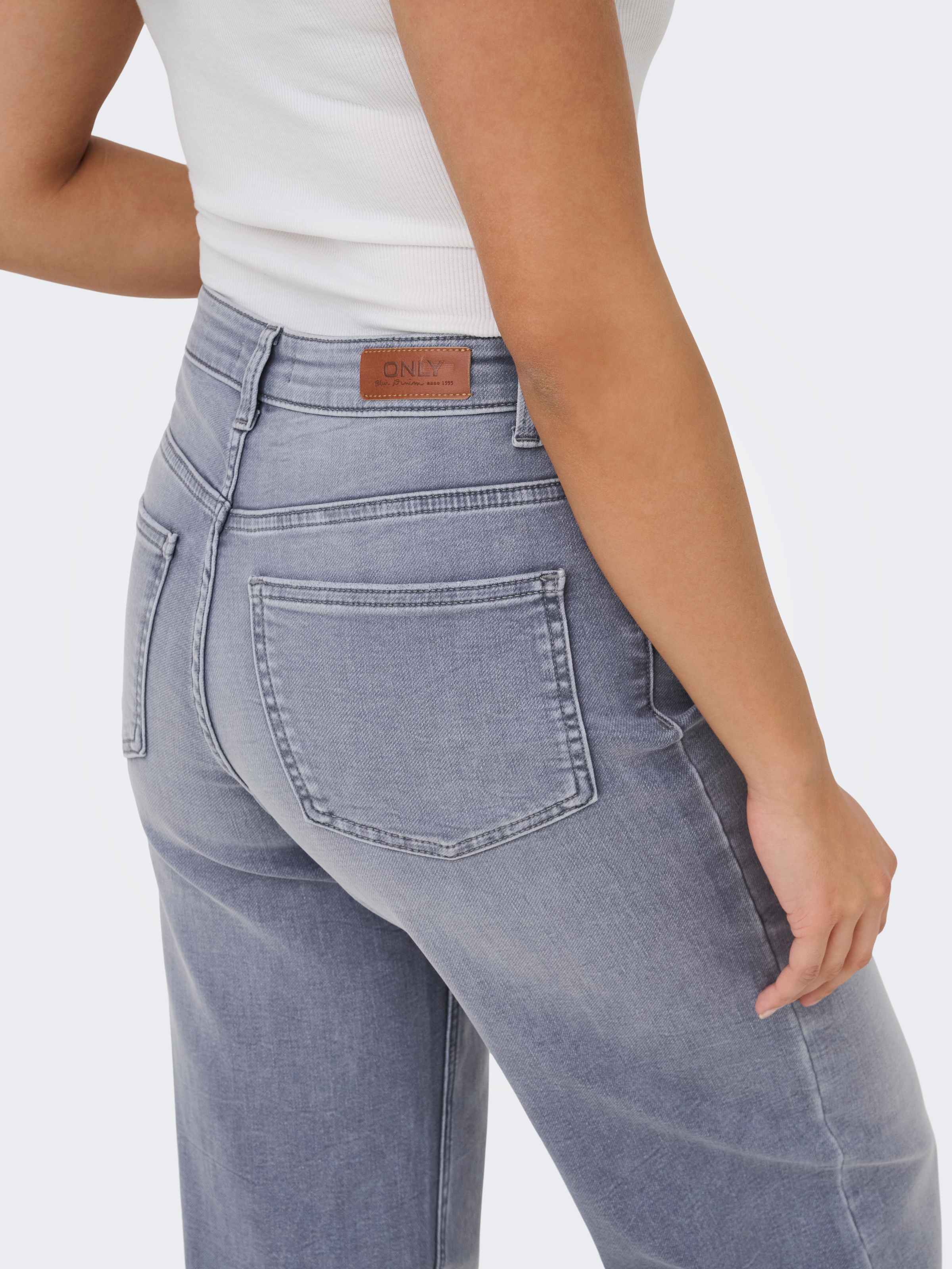 ONLY High-waist-Jeans »ONLMADISON JOGG HW WIDE DNM« high waist, wide fit