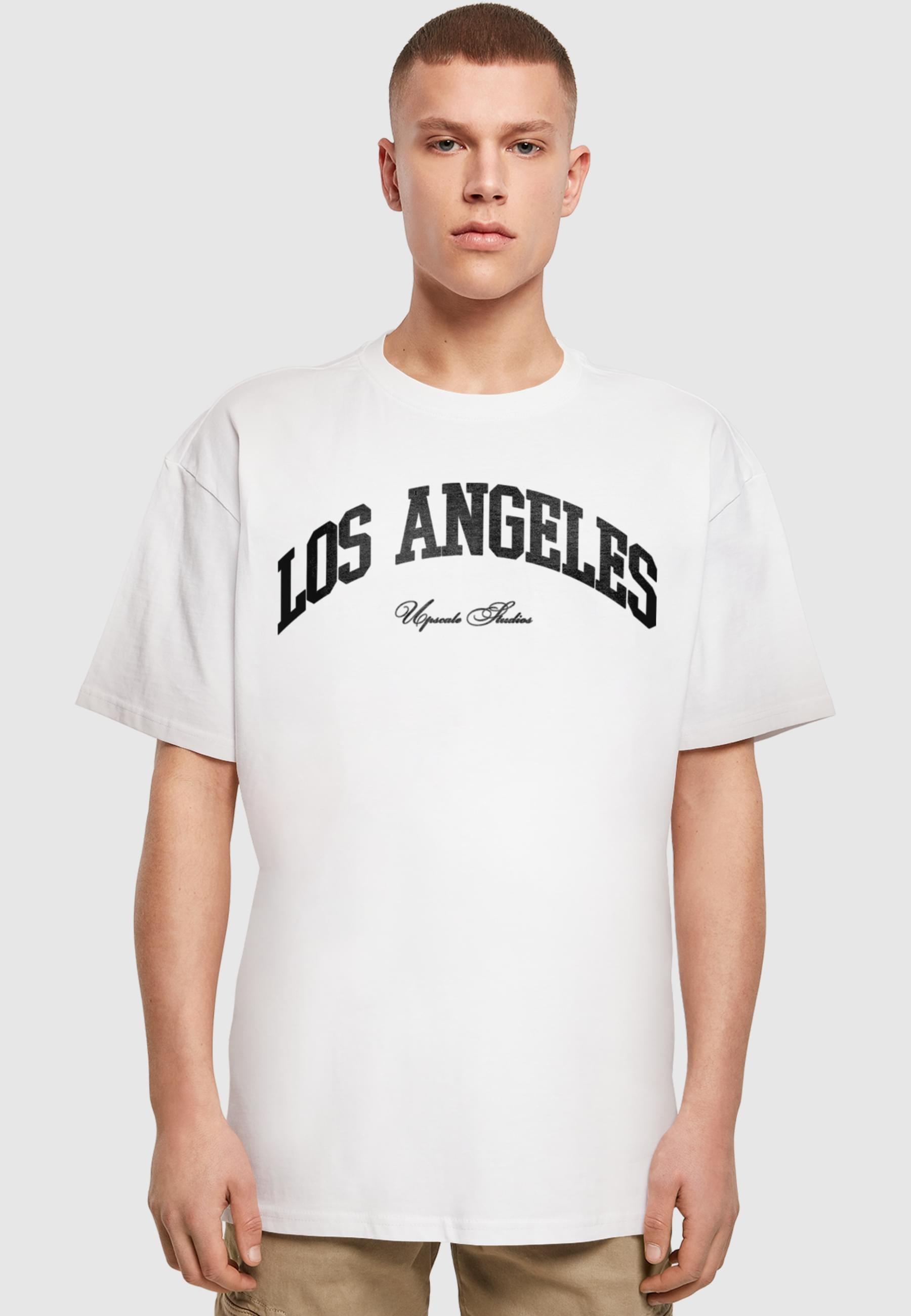 Thumbnail - Upscale by Mister Tee T-Shirt "Upscale by Mister Tee Unisex L.A. College Oversize Tee" 1 Stk.