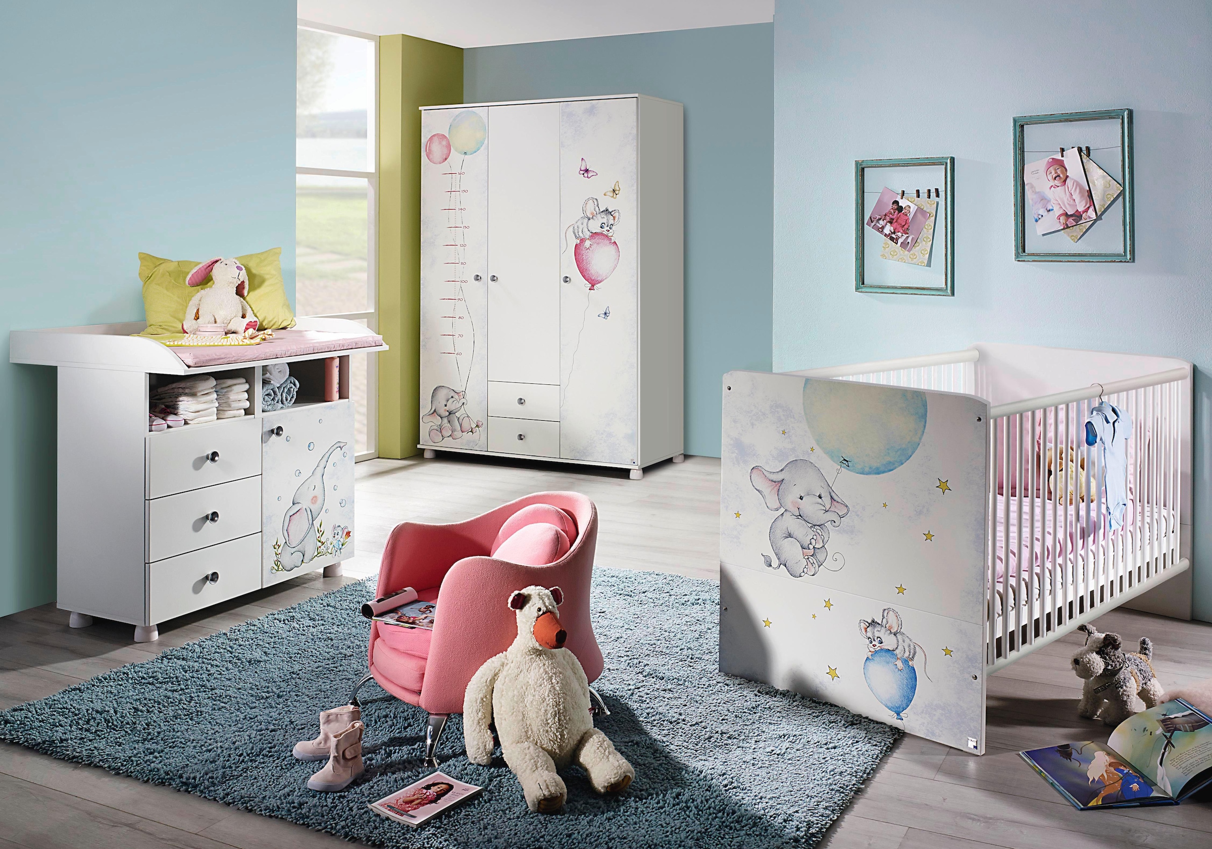 rauch Babyzimmer-Komplettset »Vancouver«, (Set, 3 St.), Bett + Wickelkommode + 3 trg. Schrank